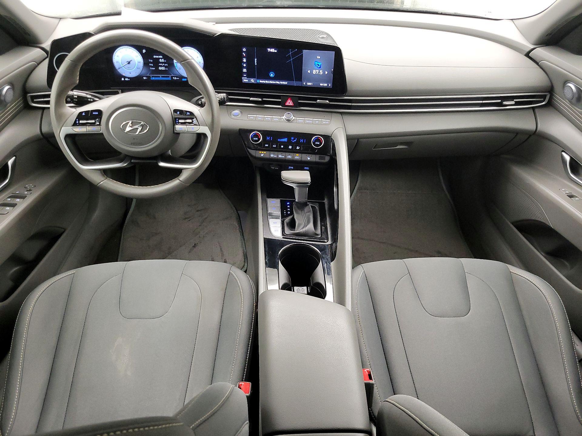 Thumbnail: 2023 Hyundai Elantra - 9