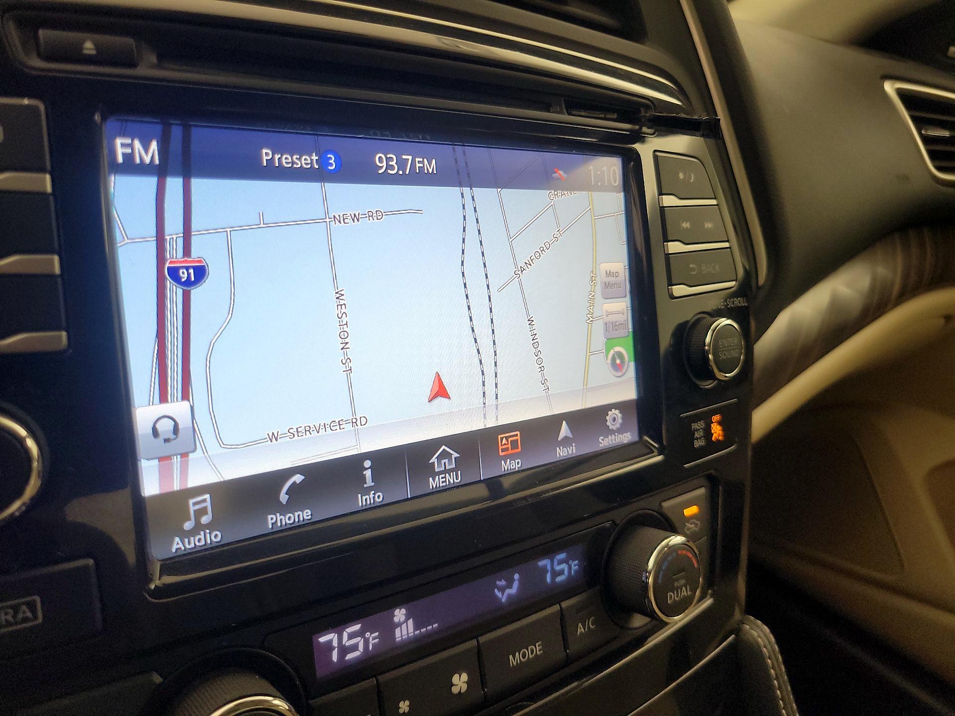 Thumbnail: 2017 Nissan Maxima - 14