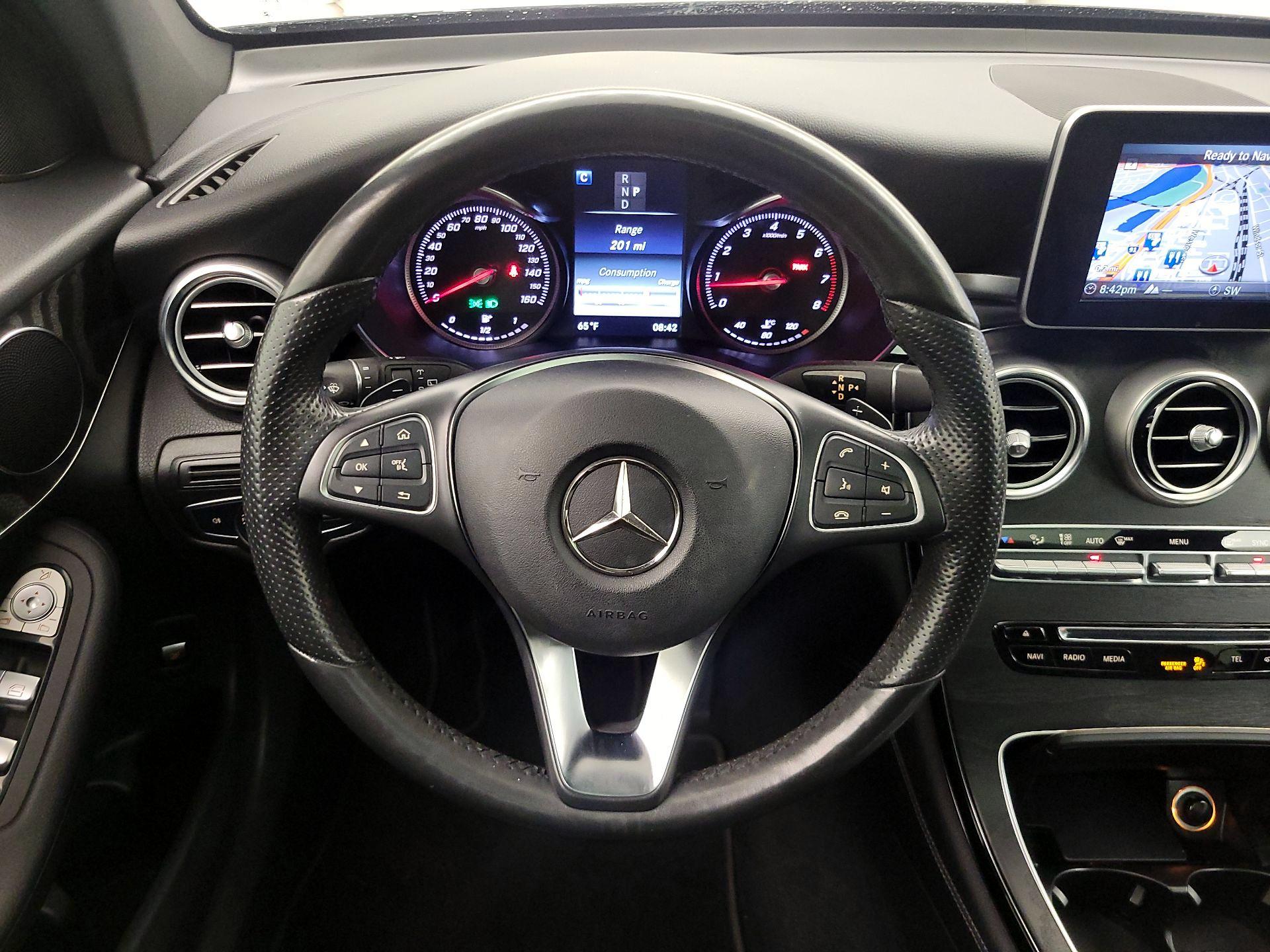 Thumbnail: 2017 Mercedes-Benz GLC - 10