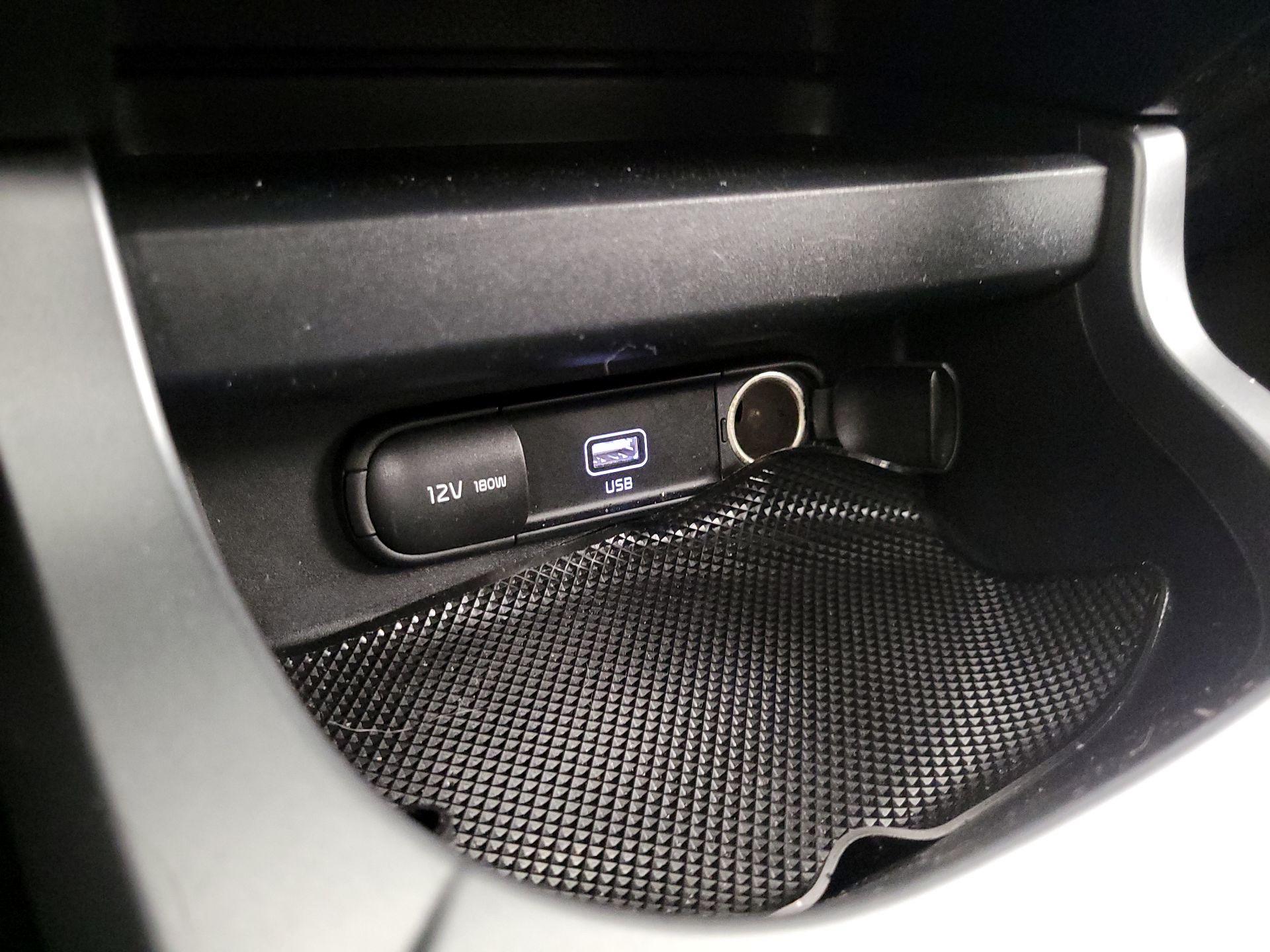 Thumbnail: 2021 Kia Seltos - 18