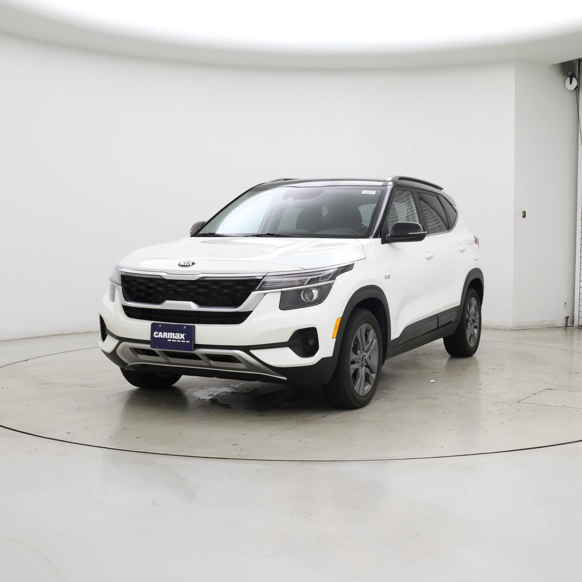 Thumbnail: 2021 Kia Seltos - 4