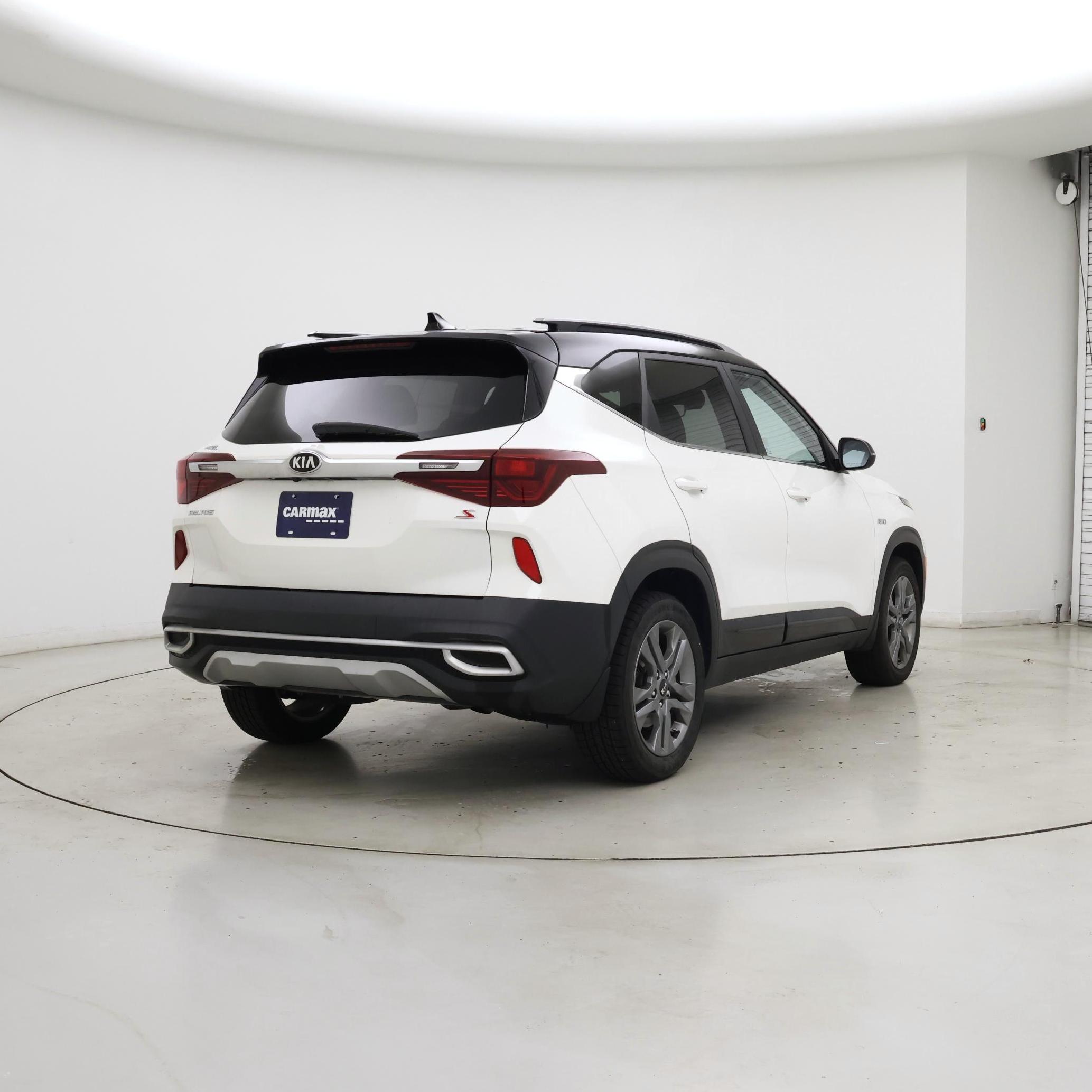 Thumbnail: 2021 Kia Seltos - 8