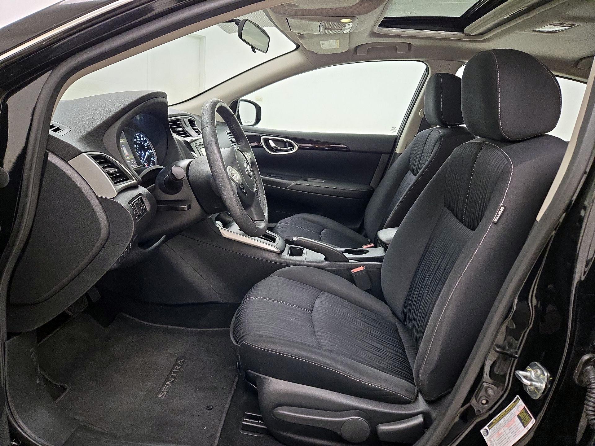 Thumbnail: 2018 Nissan Sentra - 11