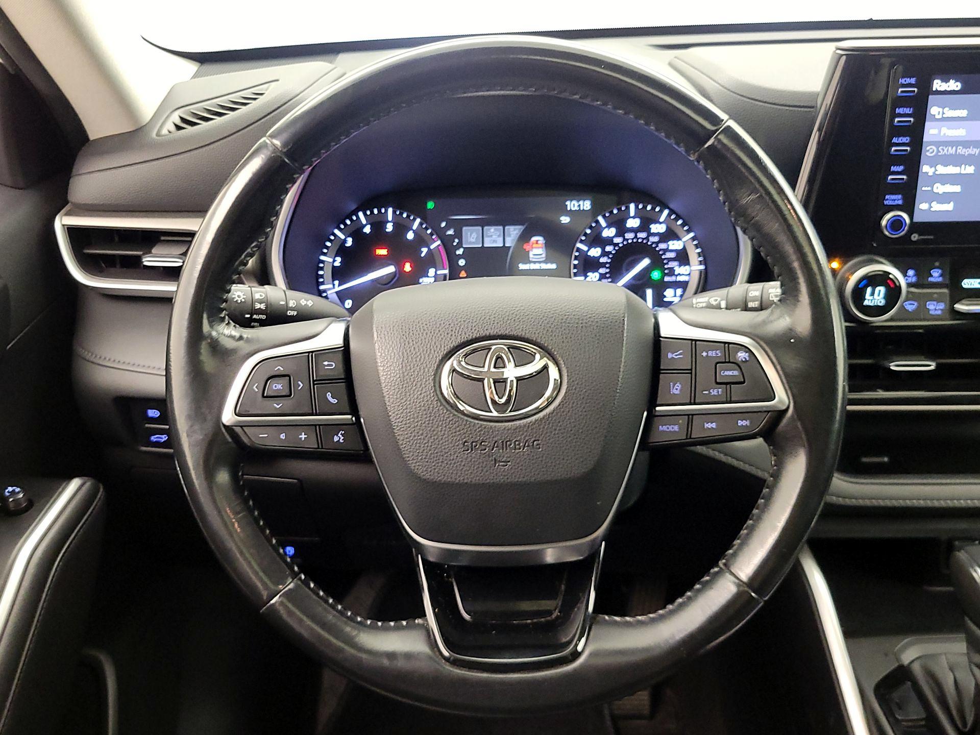 Thumbnail: 2020 Toyota Highlander - 10