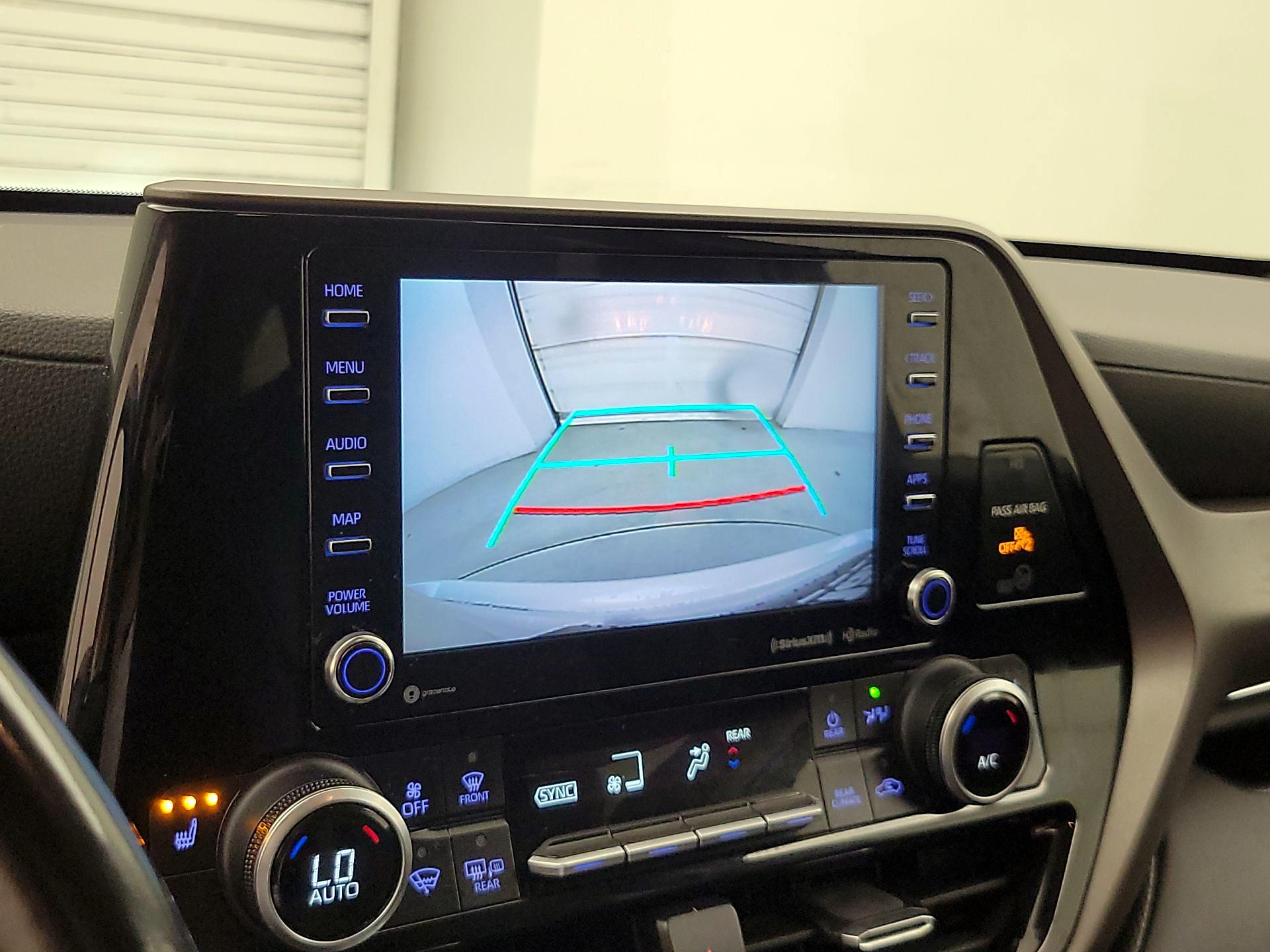 Thumbnail: 2020 Toyota Highlander - 14