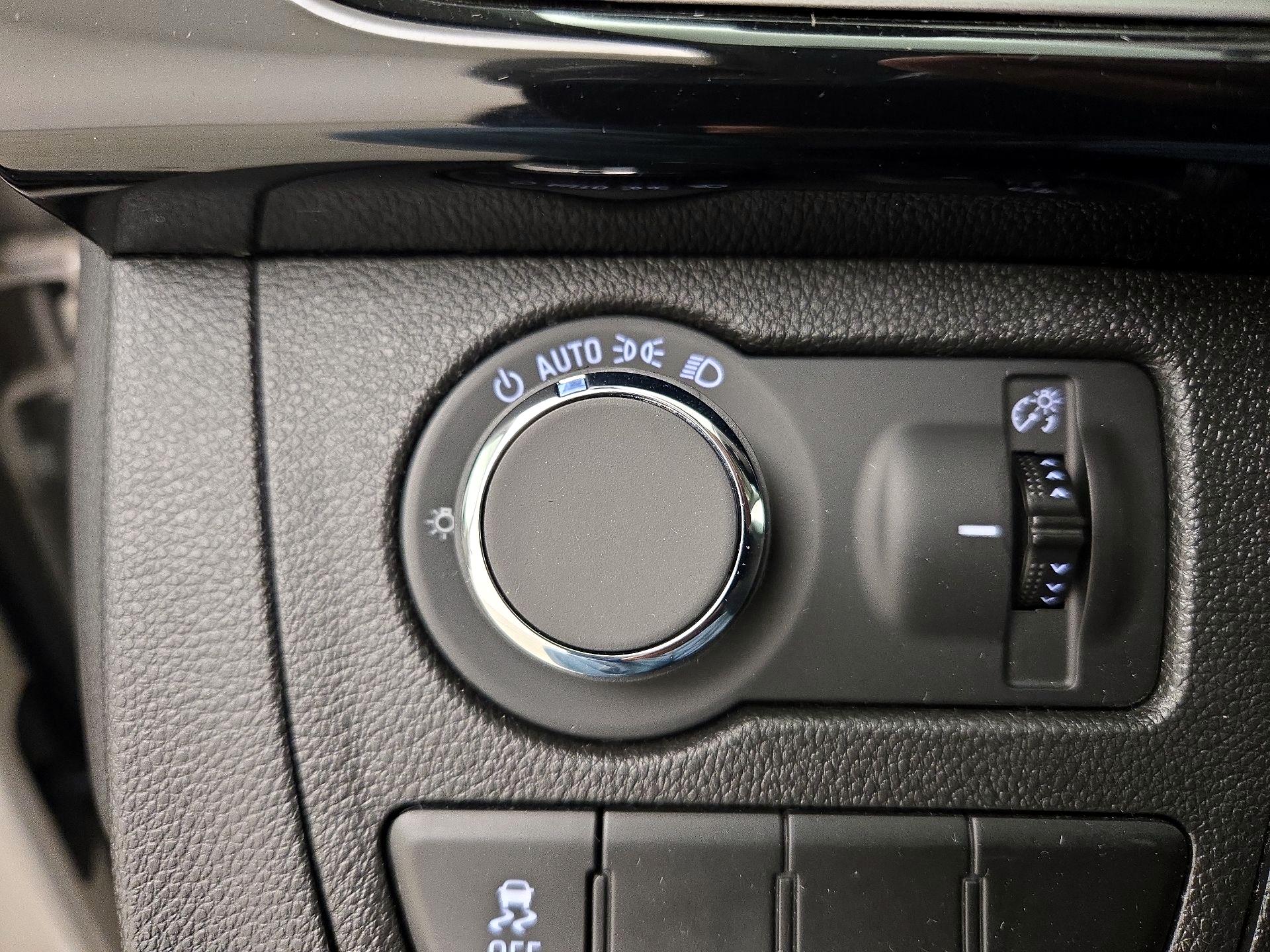 Thumbnail: 2020 Chevrolet Spark - 13