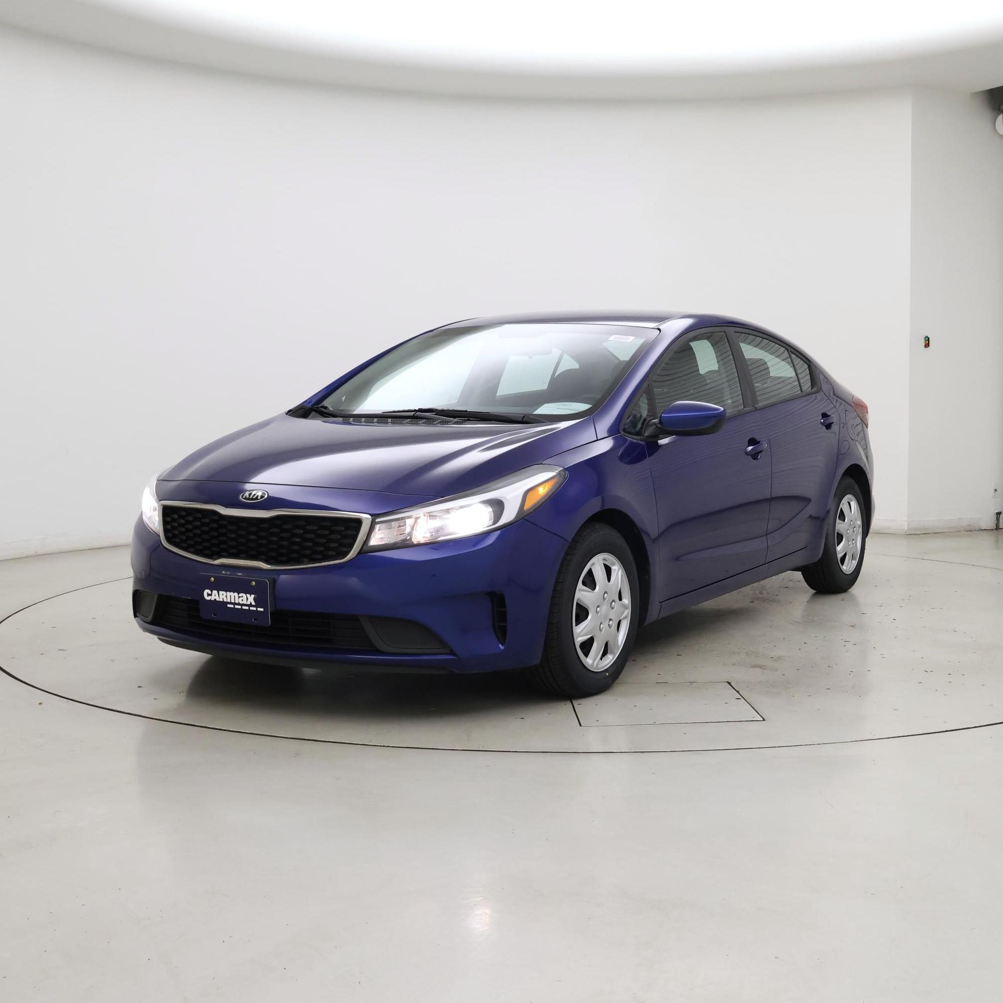 Thumbnail: 2018 Kia Forte - 4