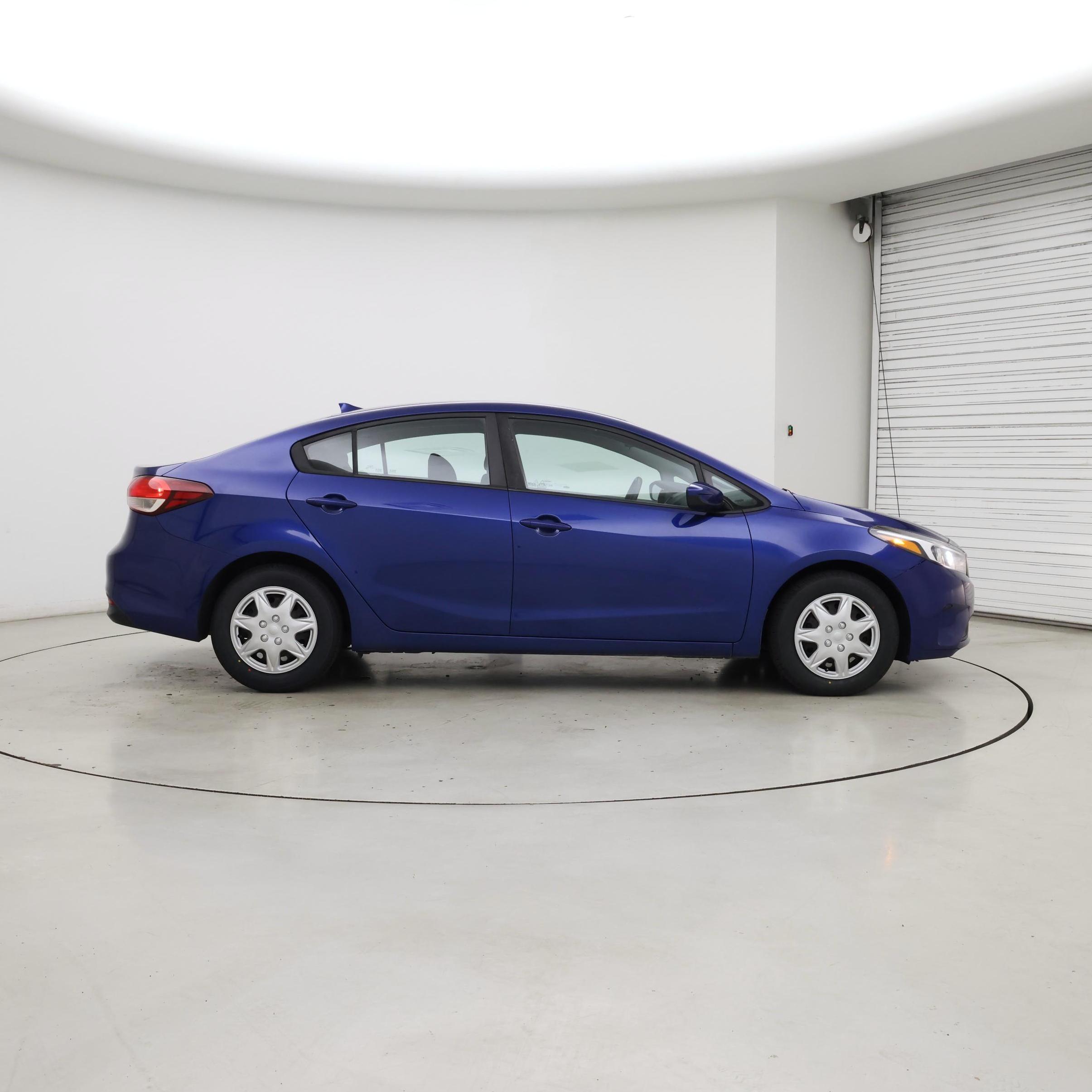 Thumbnail: 2018 Kia Forte - 7