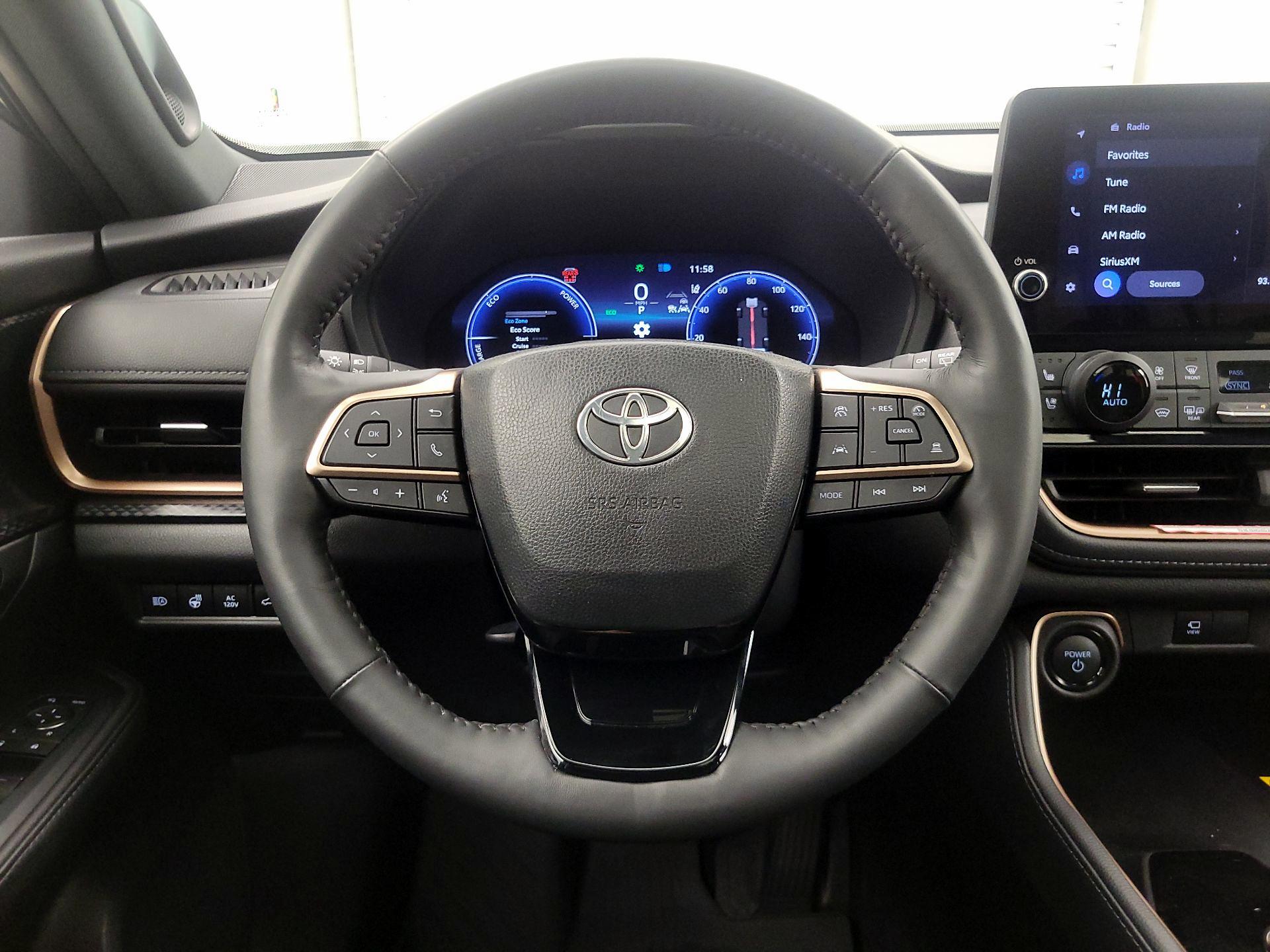 Thumbnail: 2024 Toyota Highlander - 10