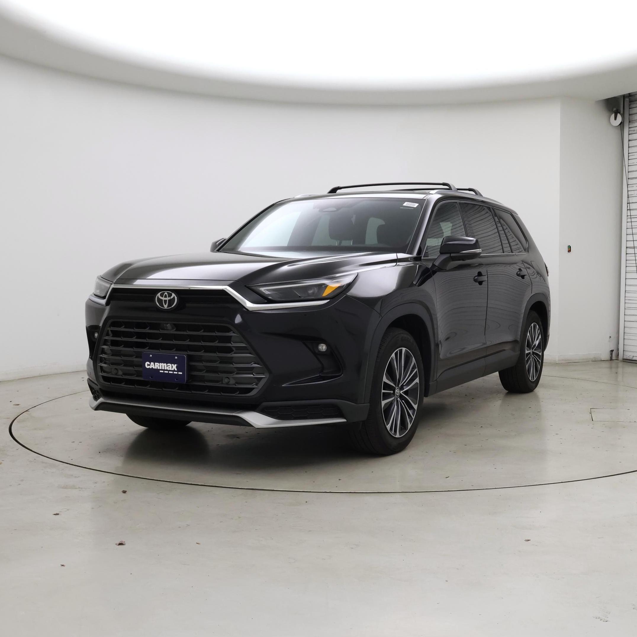 Thumbnail: 2024 Toyota Highlander - 4