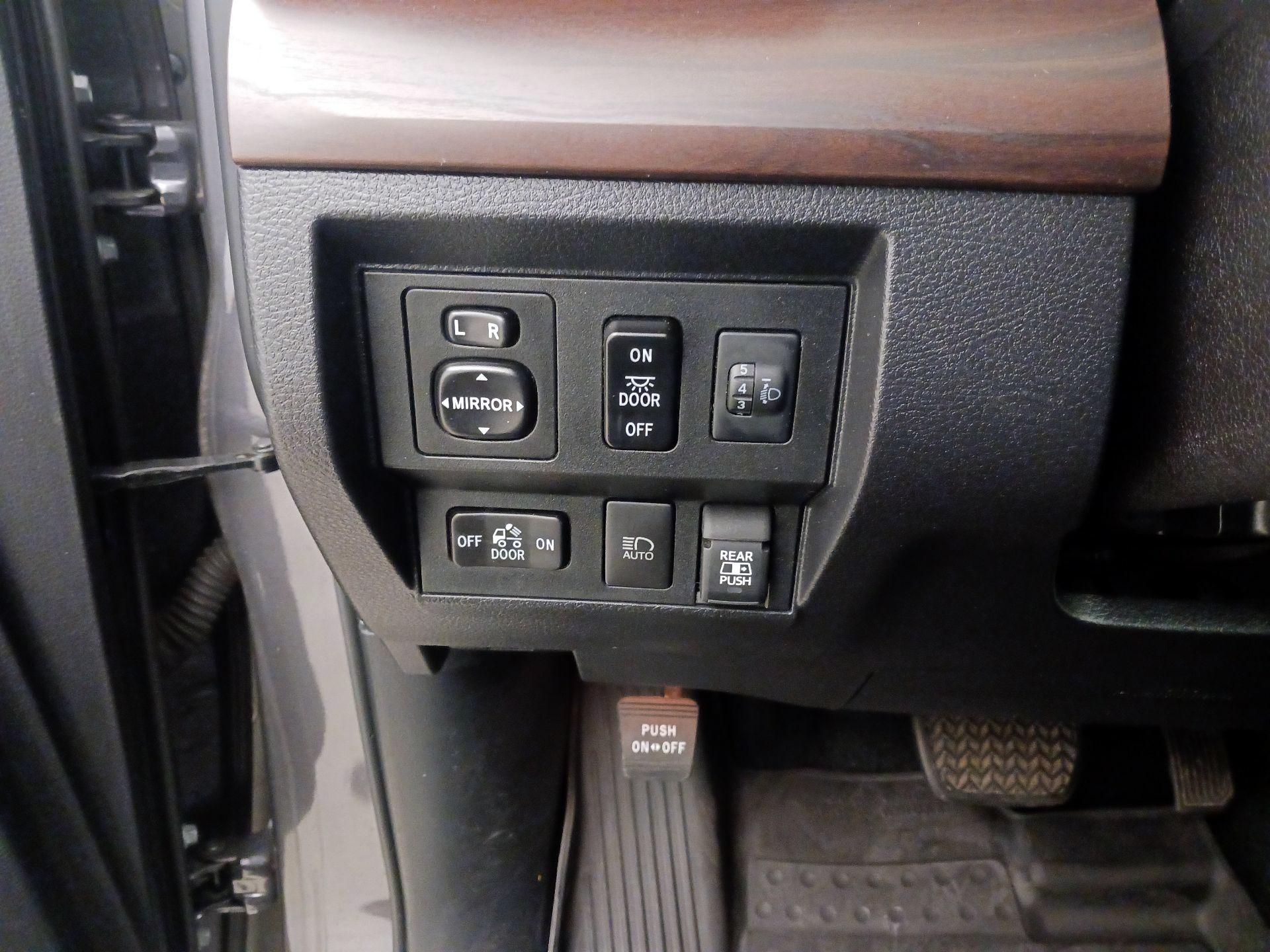 Thumbnail: 2021 Toyota Tundra - 13