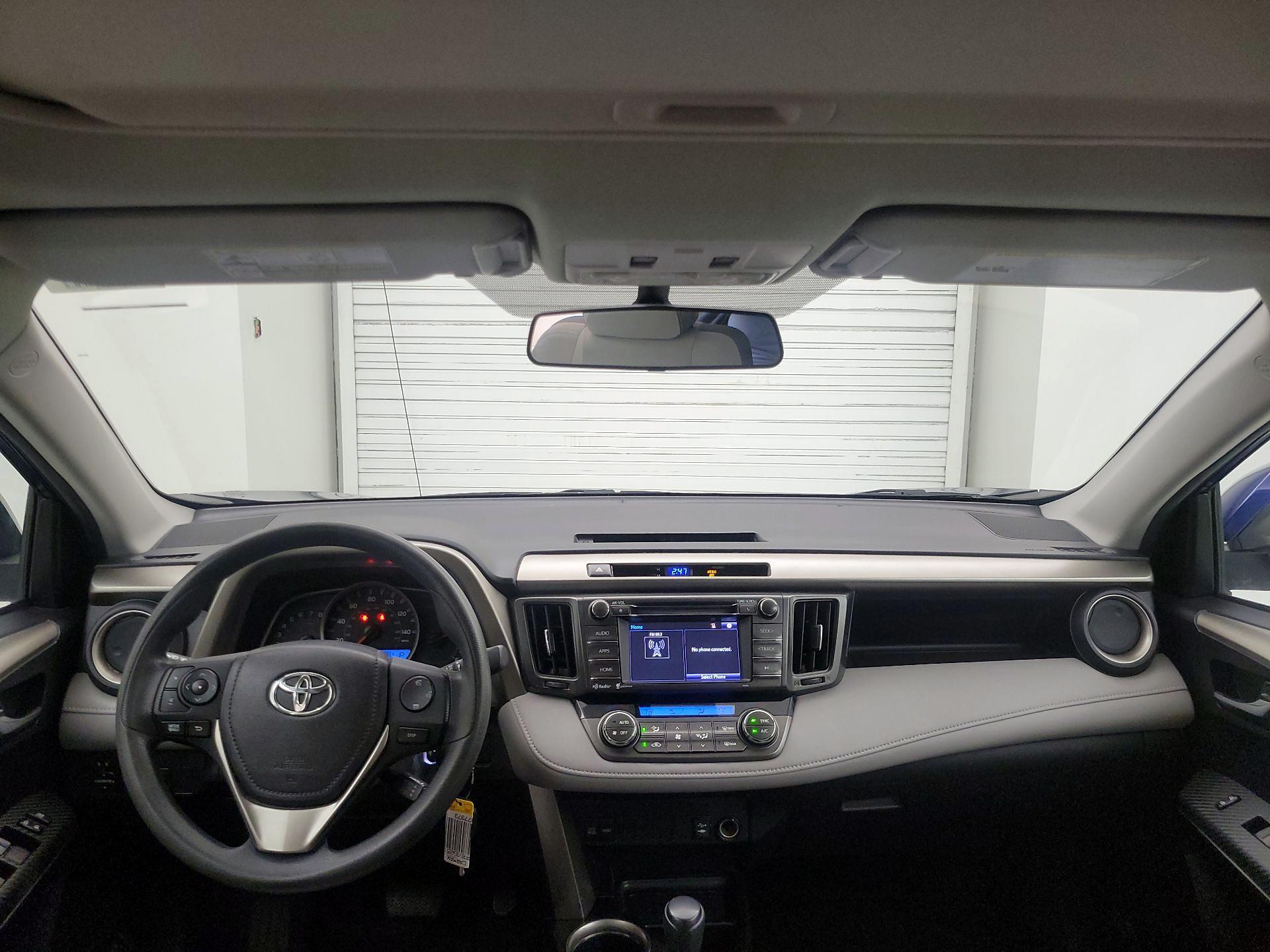 Thumbnail: 2014 Toyota RAV4 - 9