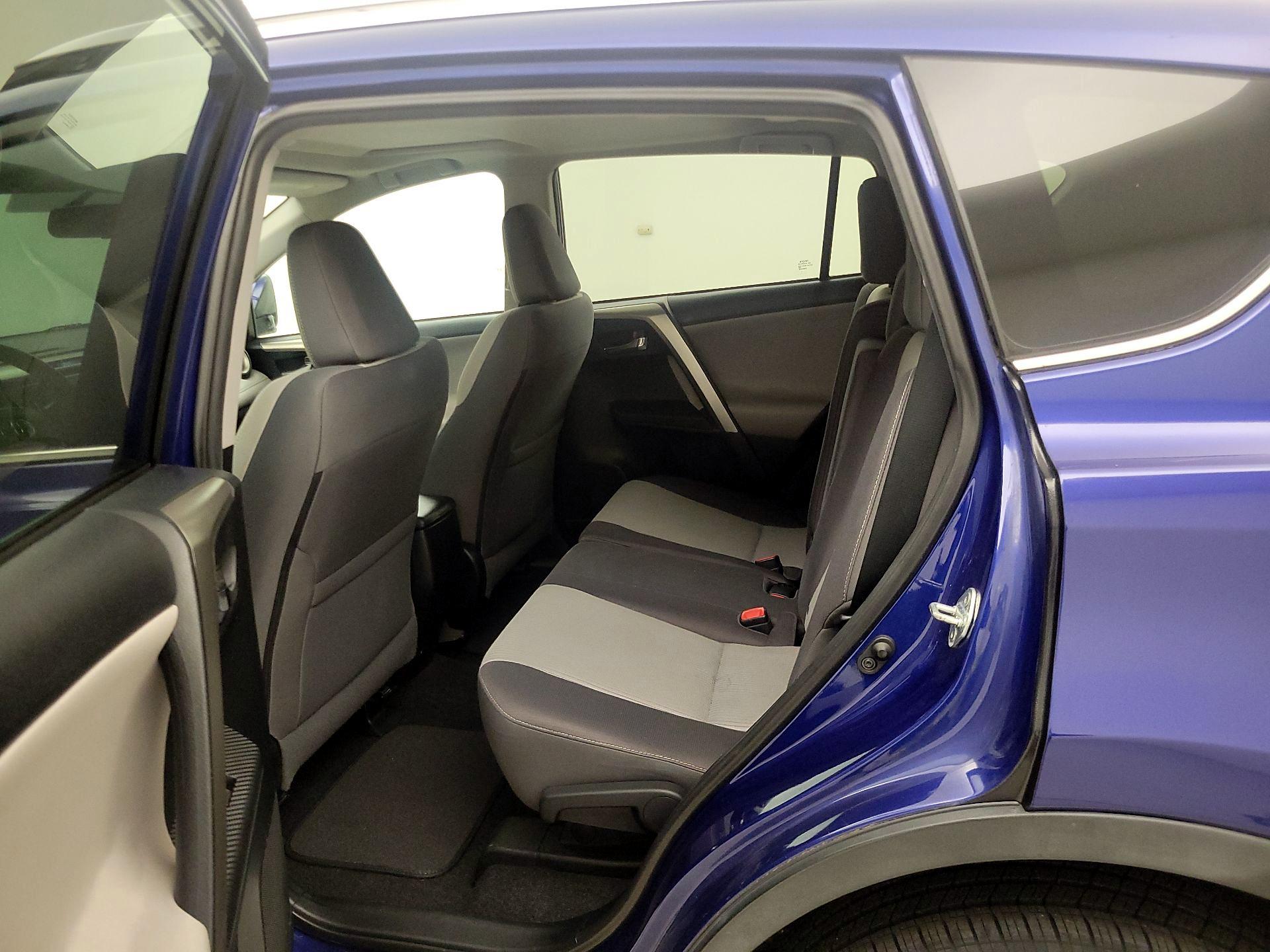 Thumbnail: 2014 Toyota RAV4 - 20