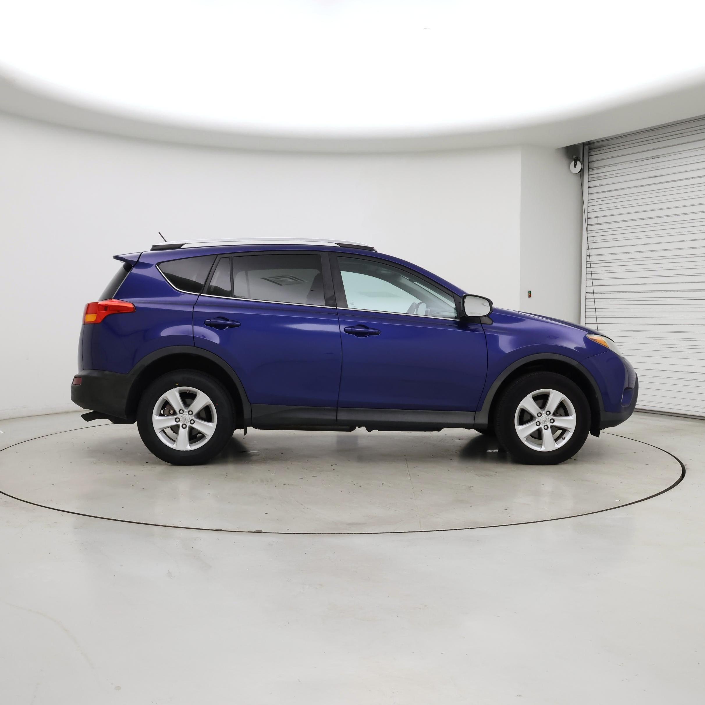 Thumbnail: 2014 Toyota RAV4 - 7