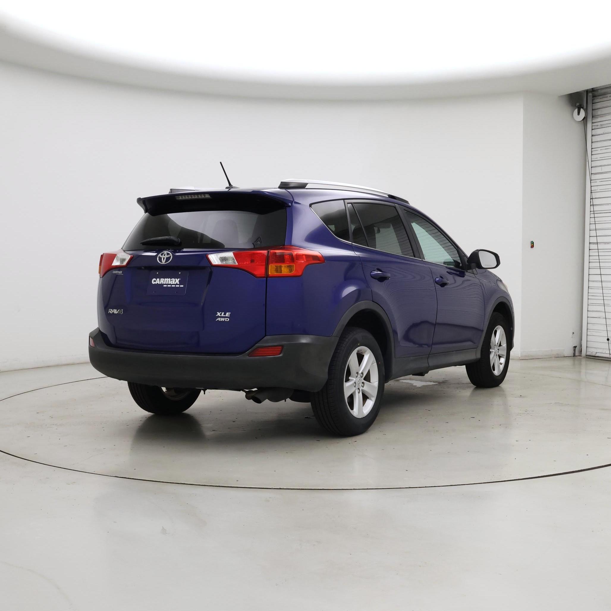 Thumbnail: 2014 Toyota RAV4 - 8