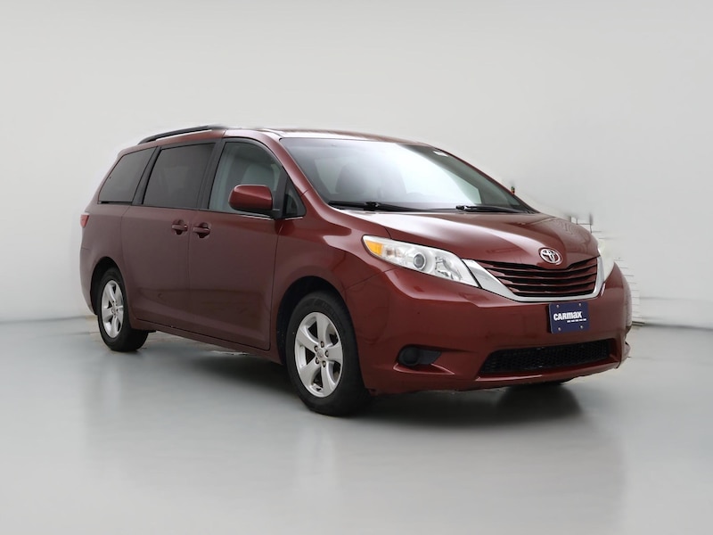 2016 Toyota Sienna LE -
                  Hartford, CT