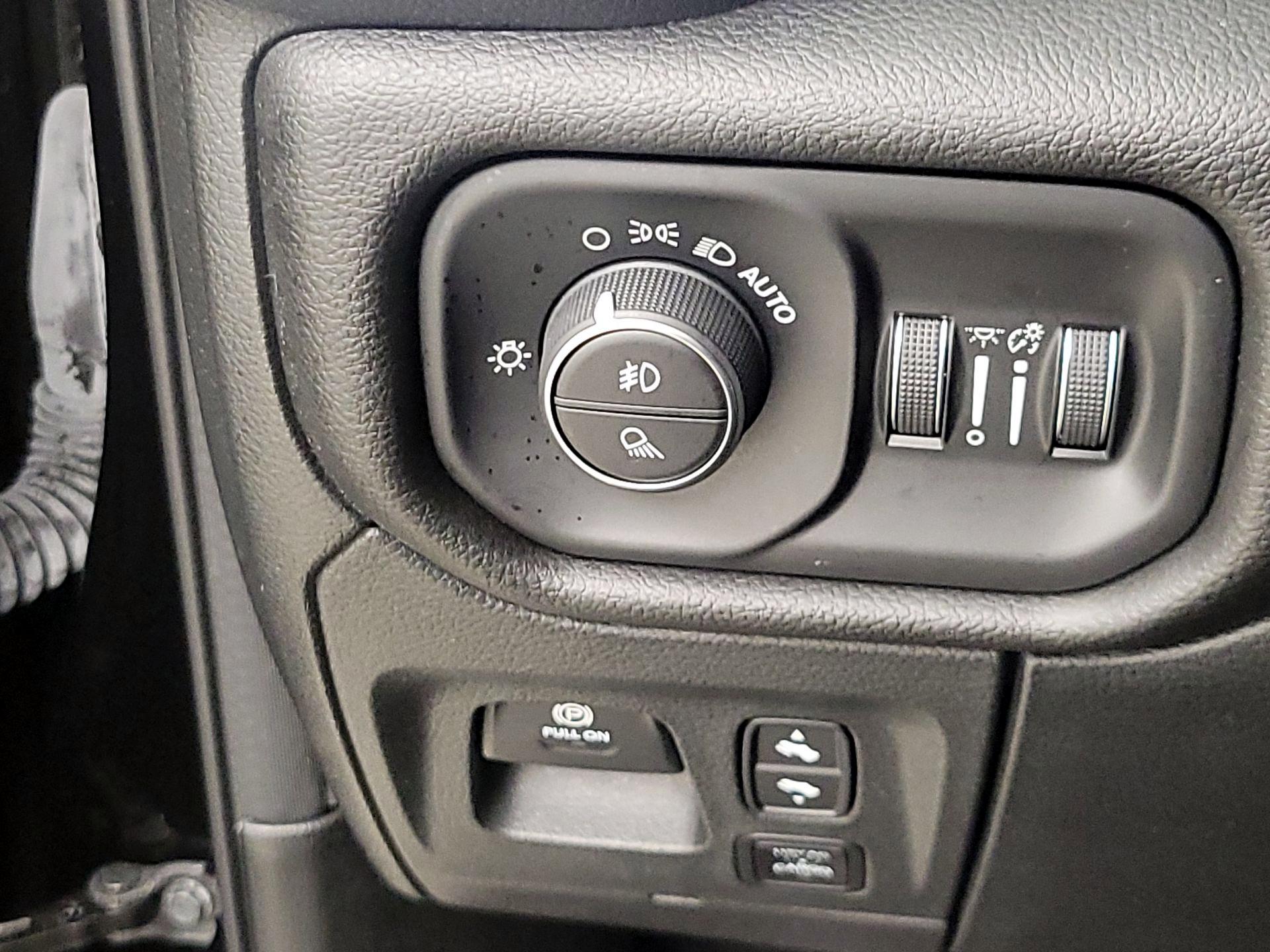 Thumbnail: 2023 RAM 1500 - 13