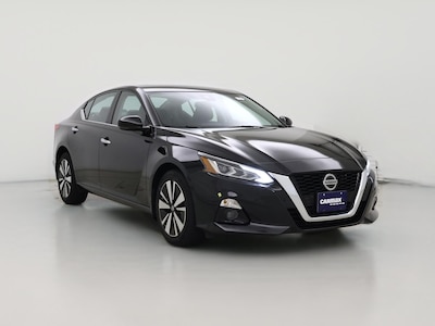 Black 2022 Nissan Altima SL
