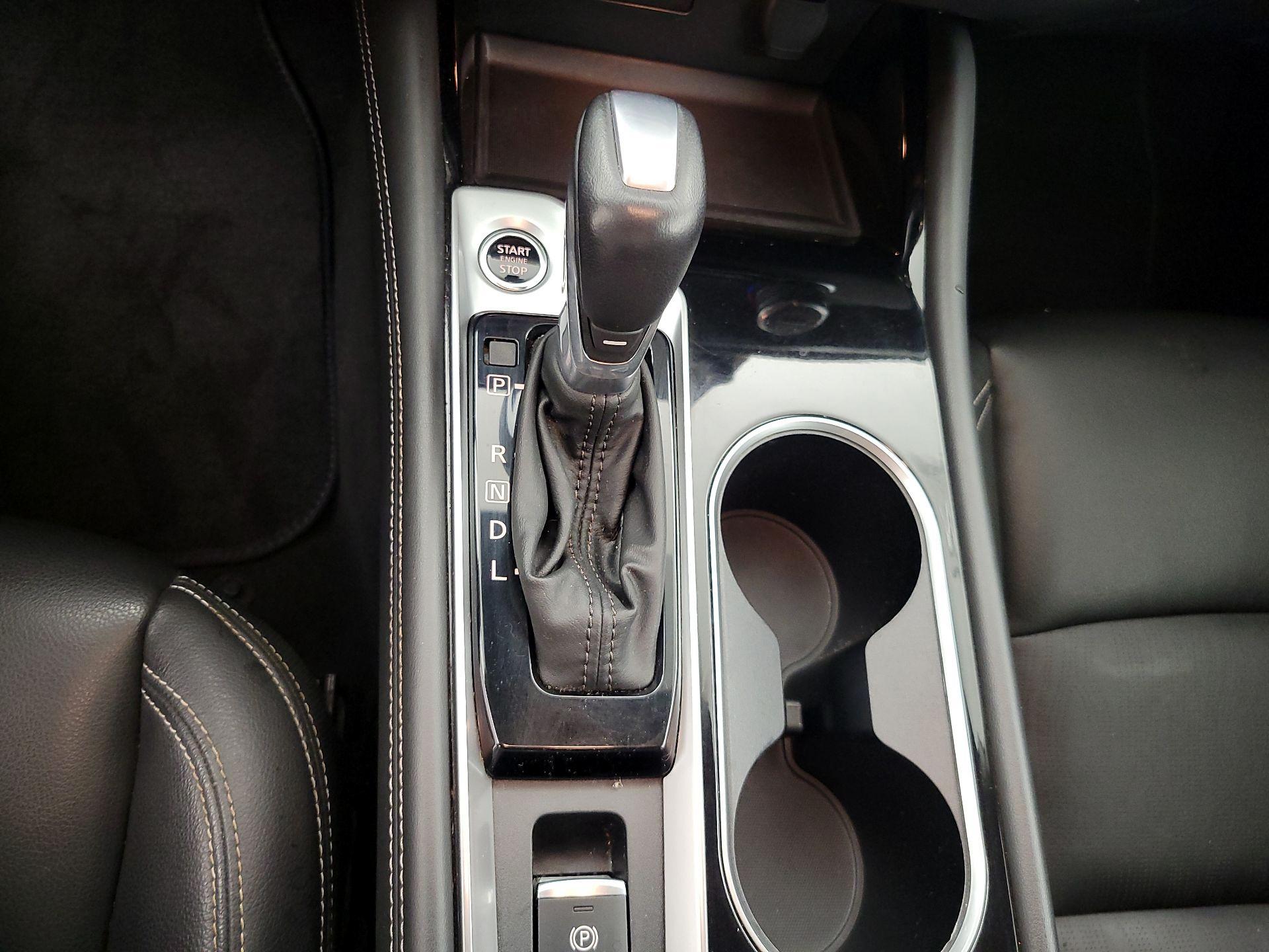 Thumbnail: 2022 Nissan Altima - 18