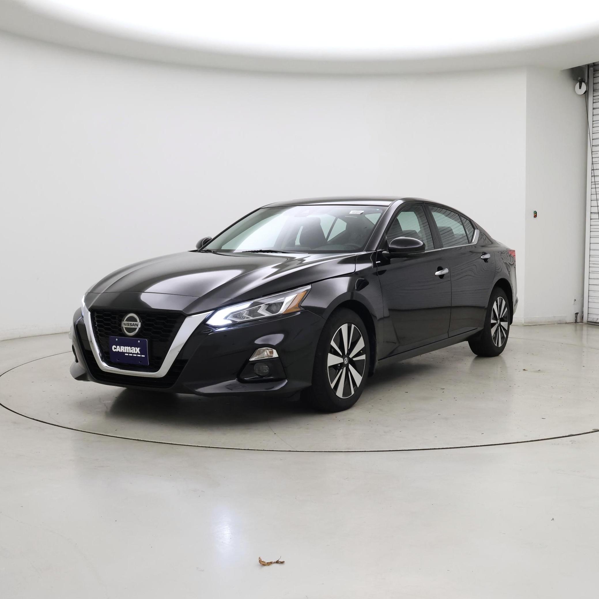 Thumbnail: 2022 Nissan Altima - 4