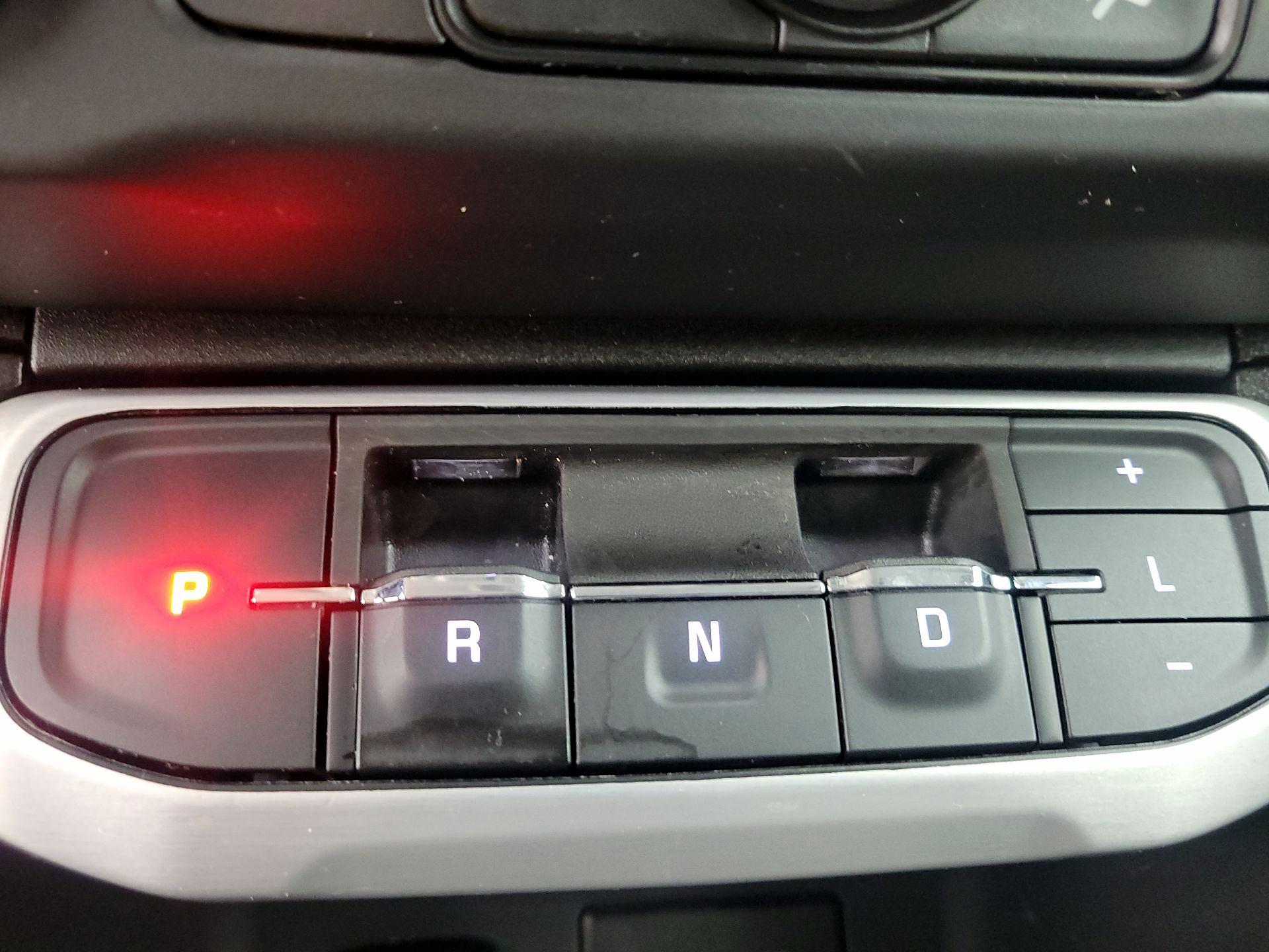 Thumbnail: 2022 GMC Acadia - 17