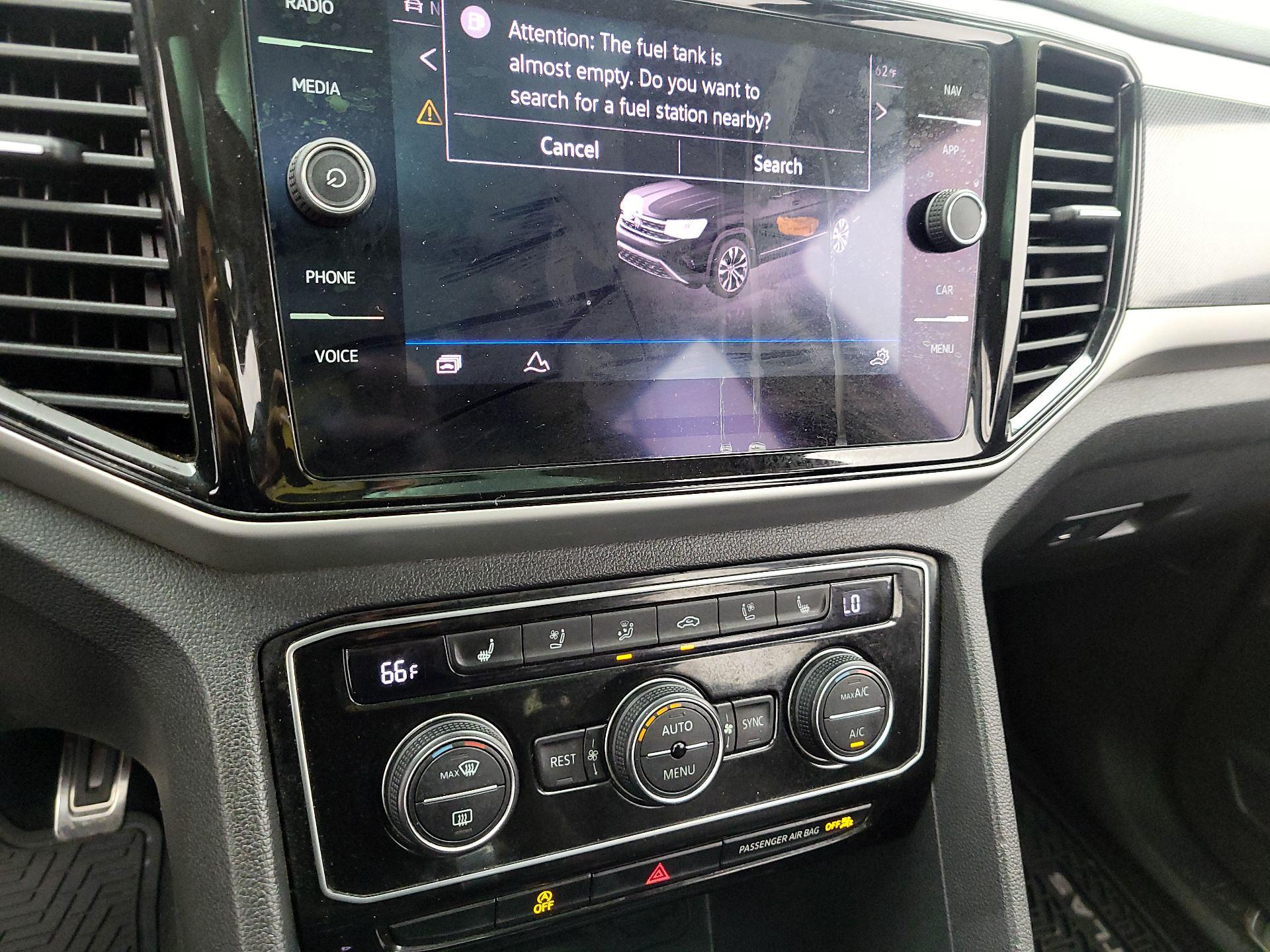 Thumbnail: 2022 Volkswagen Atlas - 16