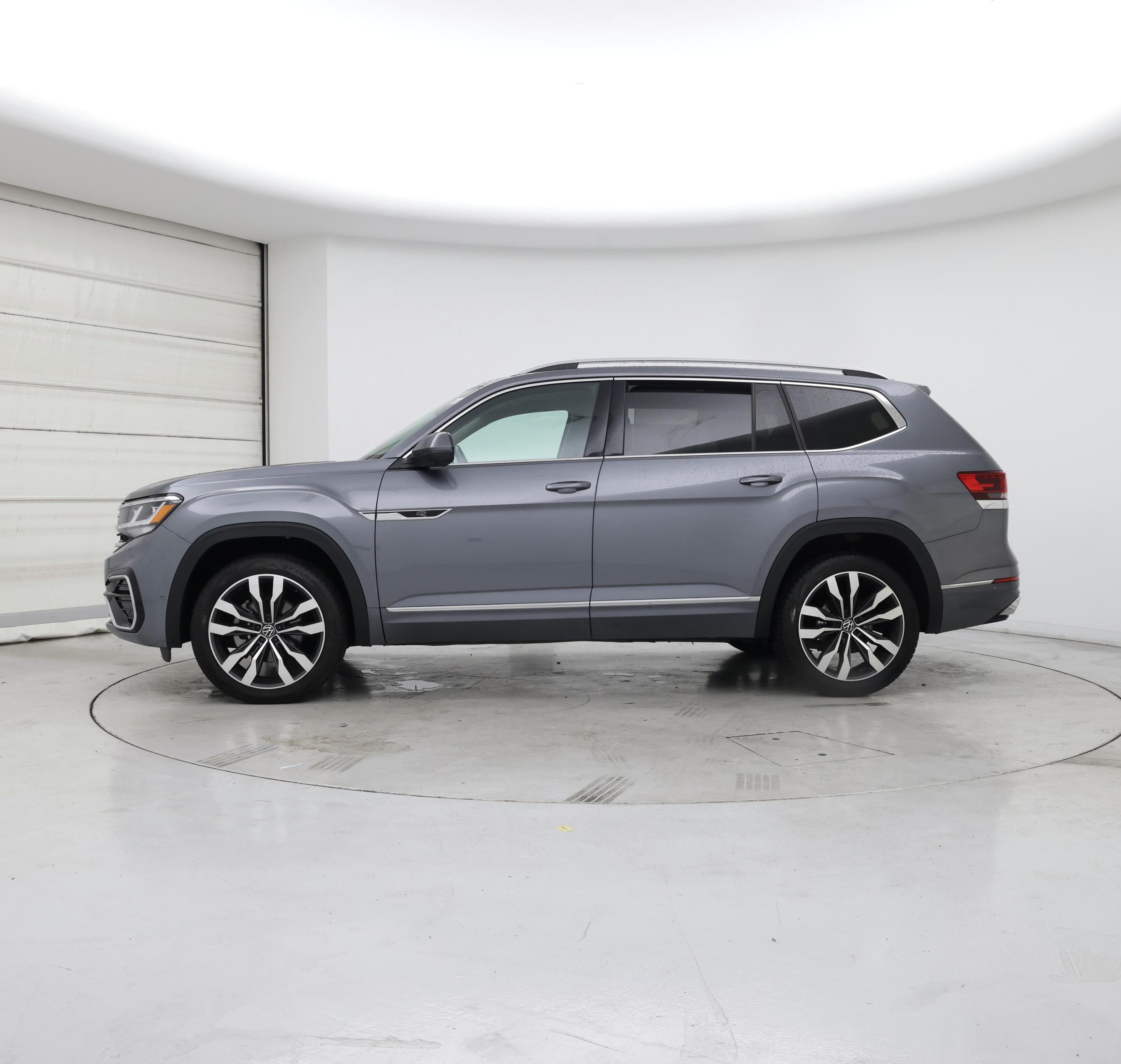 Thumbnail: 2022 Volkswagen Atlas - 3