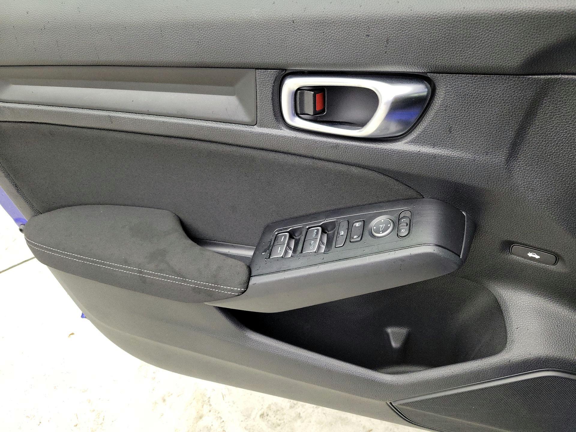 Thumbnail: 2022 Honda Civic - 12