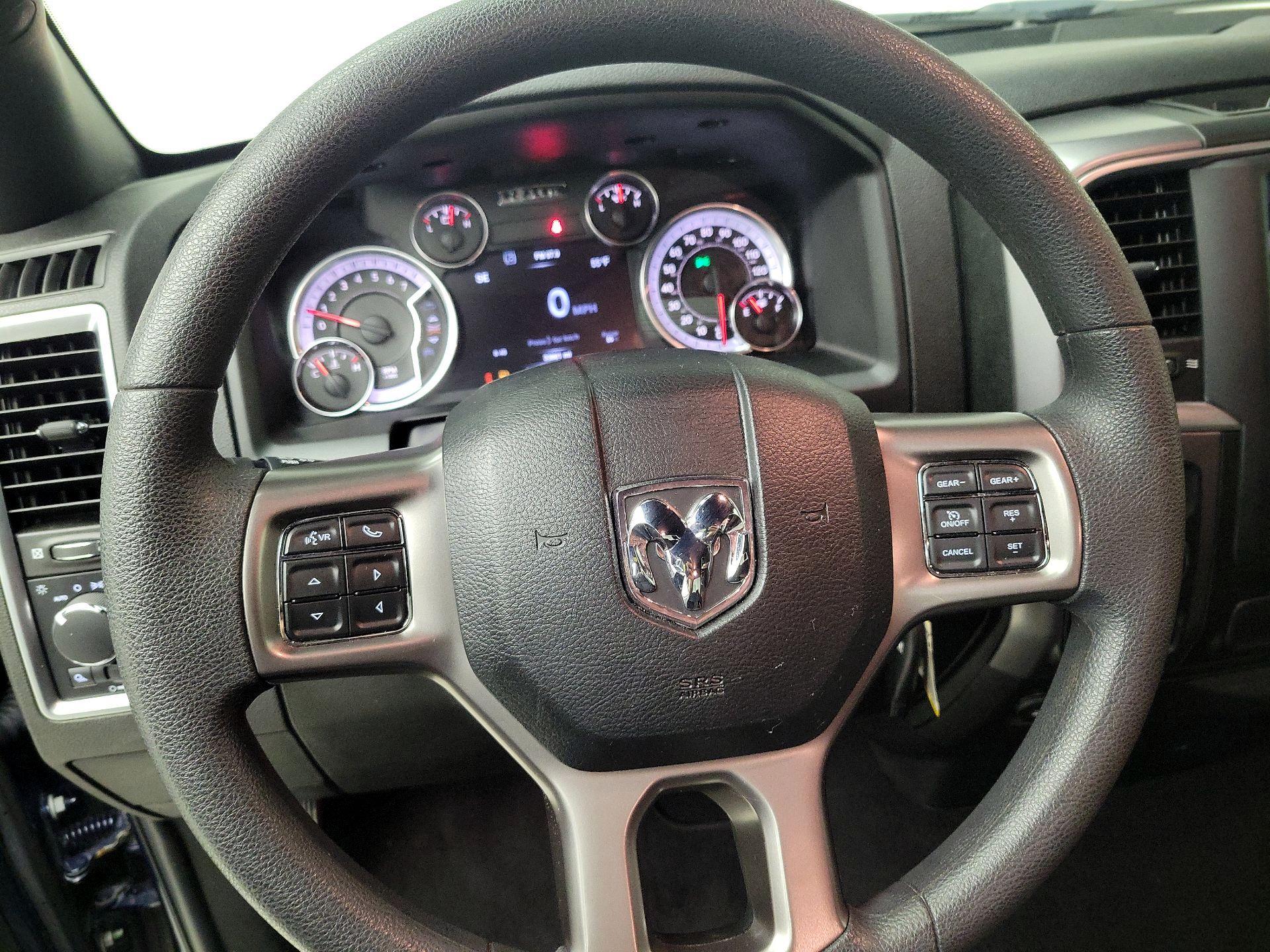 Thumbnail: 2022 RAM 1500 Classic - 10