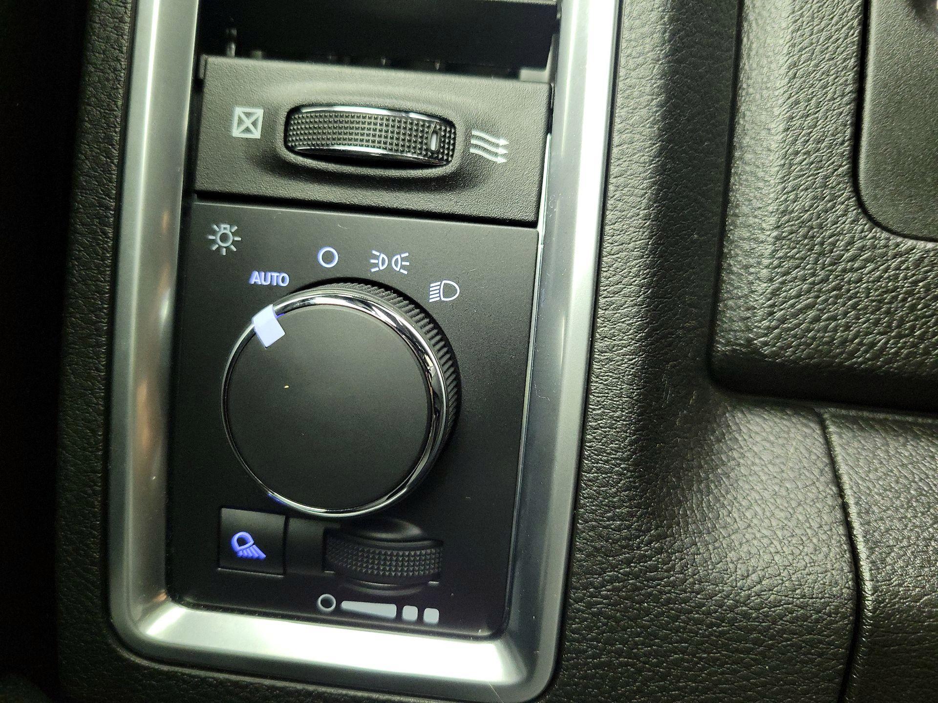 Thumbnail: 2022 RAM 1500 Classic - 13