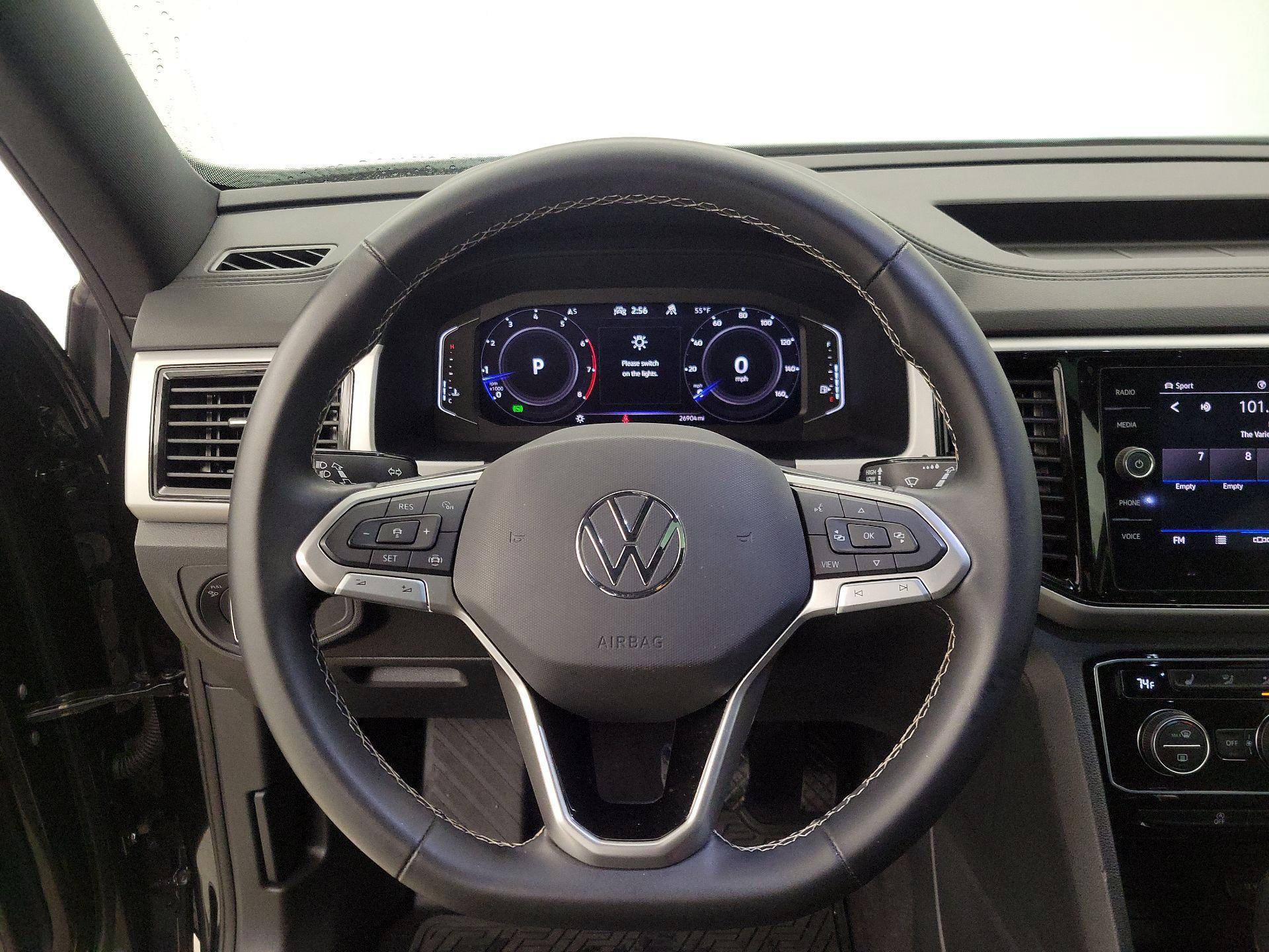 Thumbnail: 2022 Volkswagen Atlas - 10