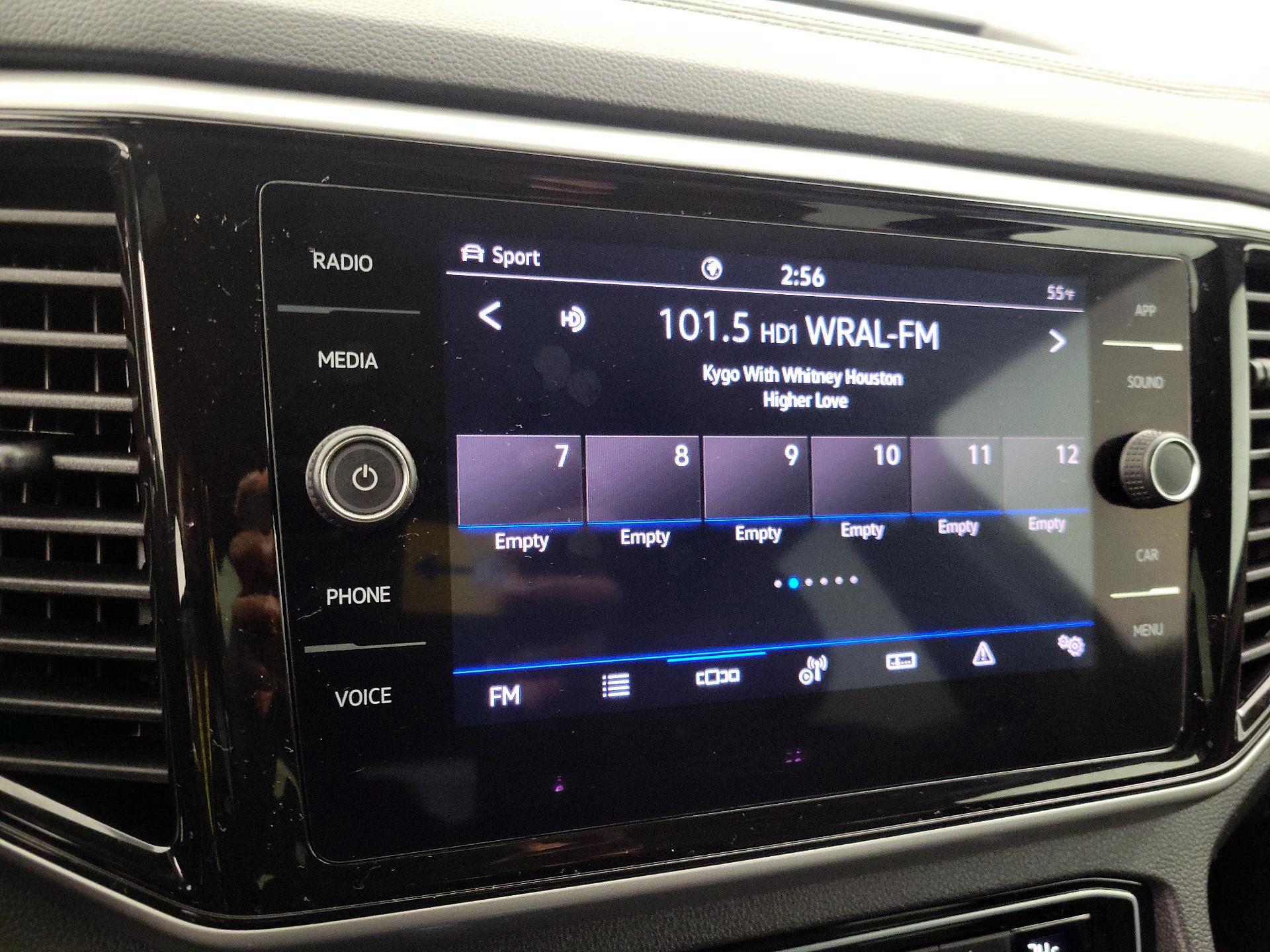 Thumbnail: 2022 Volkswagen Atlas - 15