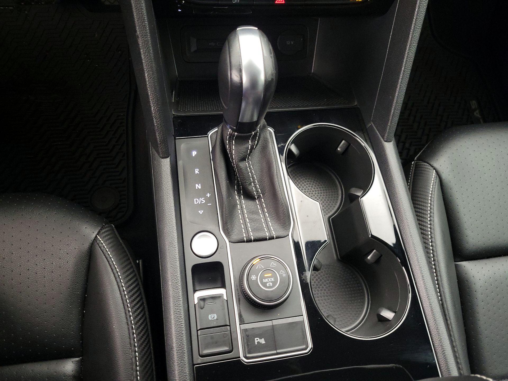 Thumbnail: 2022 Volkswagen Atlas - 17