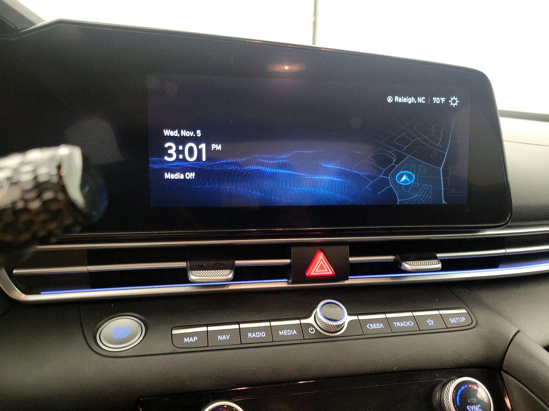 Thumbnail: 2024 Hyundai Elantra - 15