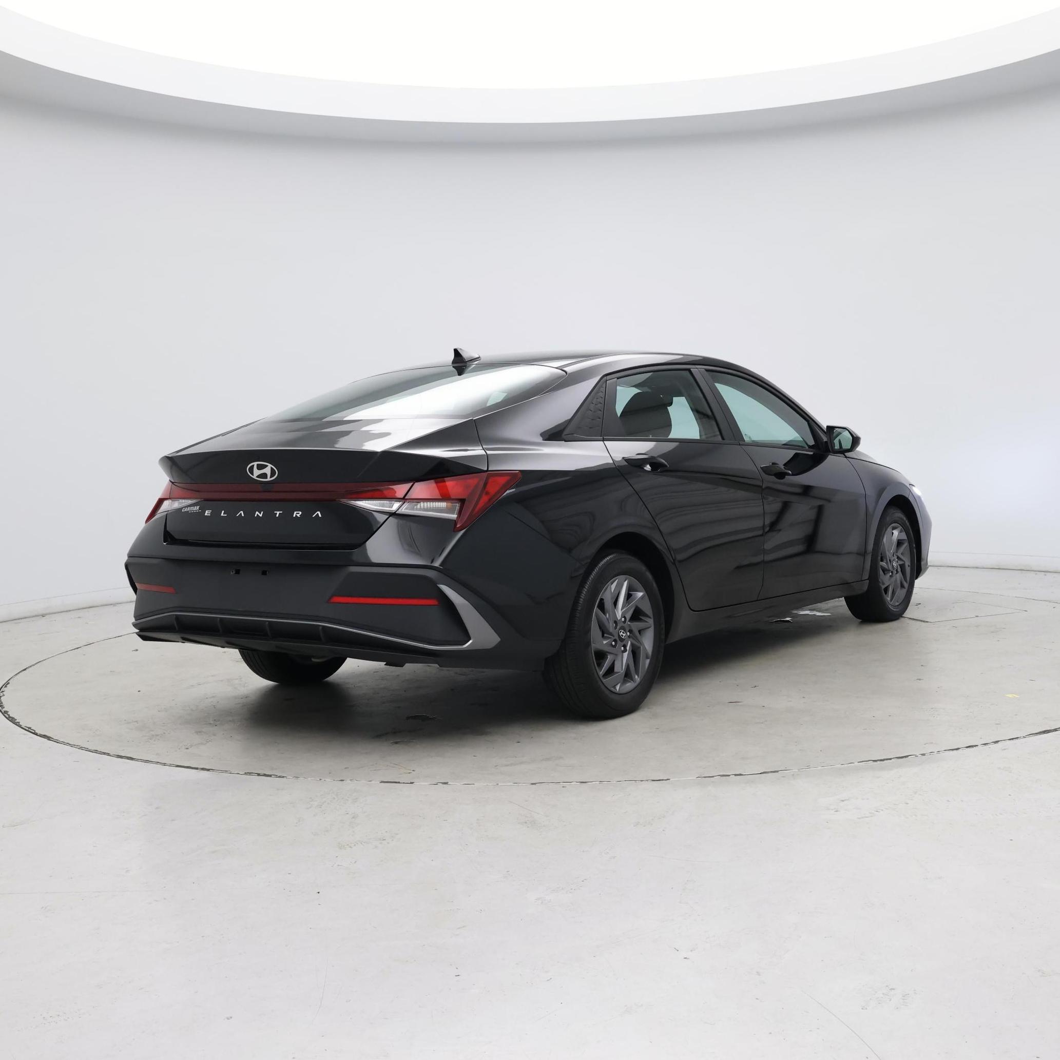 Thumbnail: 2024 Hyundai Elantra - 8