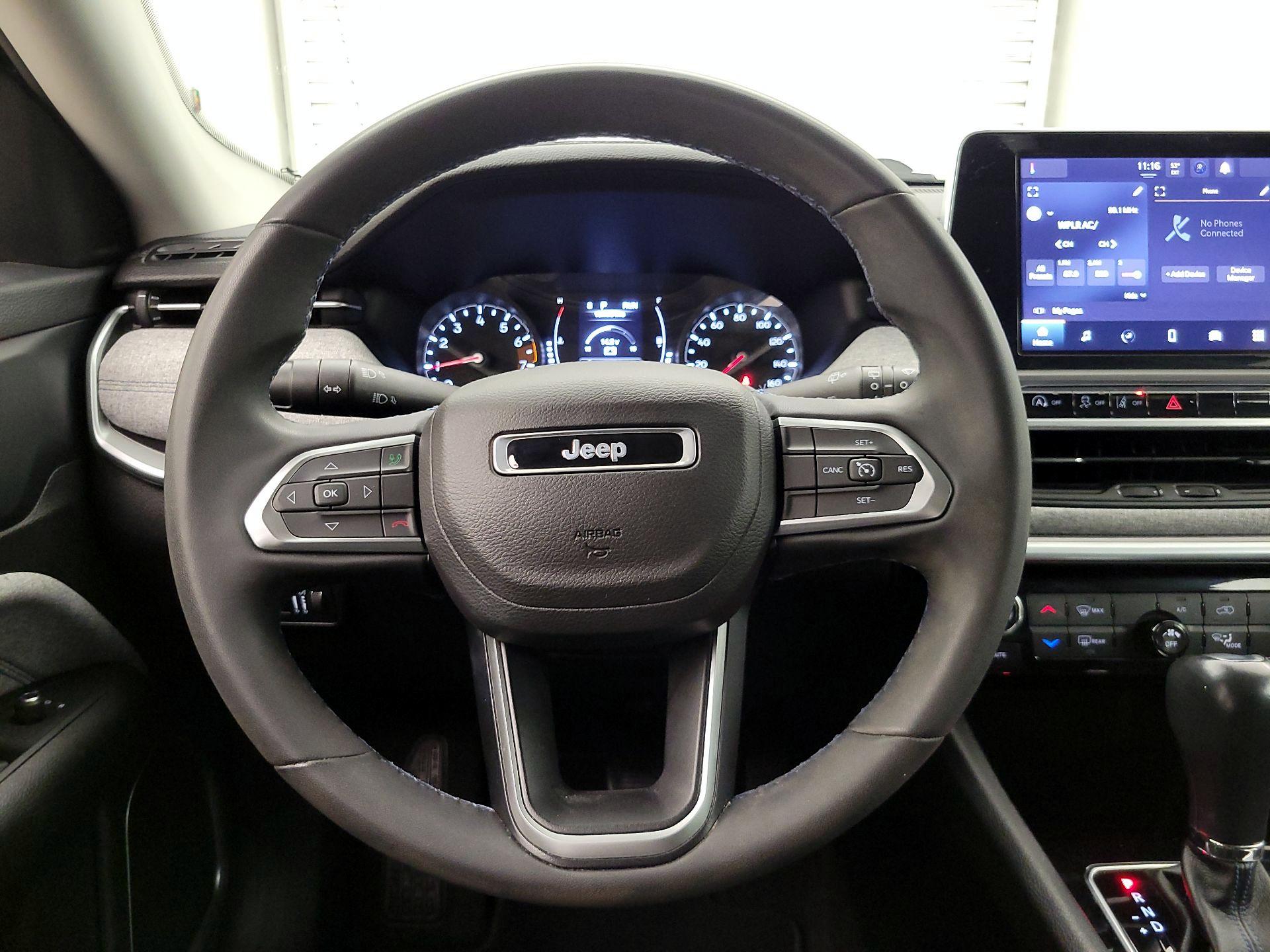 Thumbnail: 2022 Jeep Compass - 10