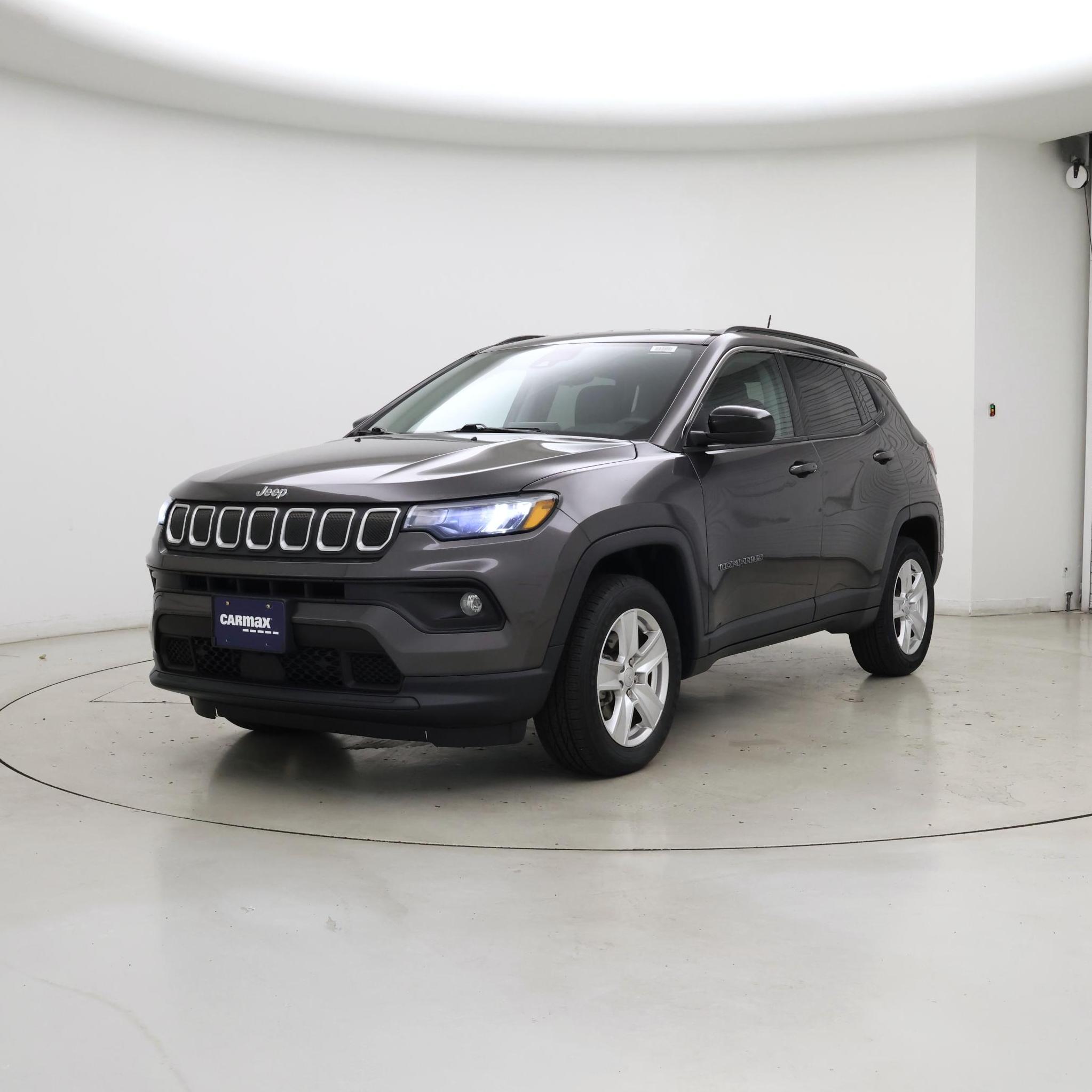 Thumbnail: 2022 Jeep Compass - 4