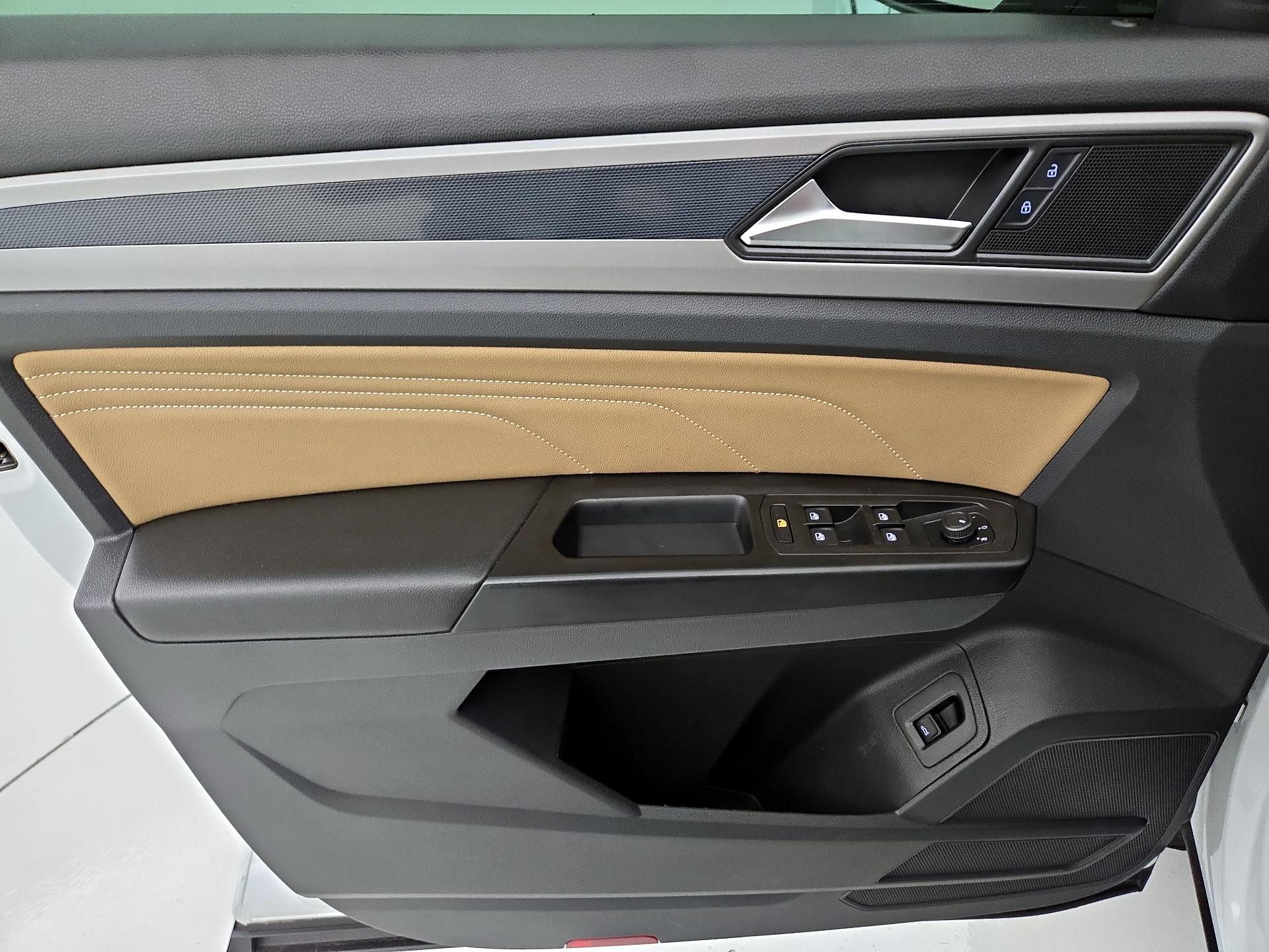 Thumbnail: 2020 Volkswagen Atlas - 12