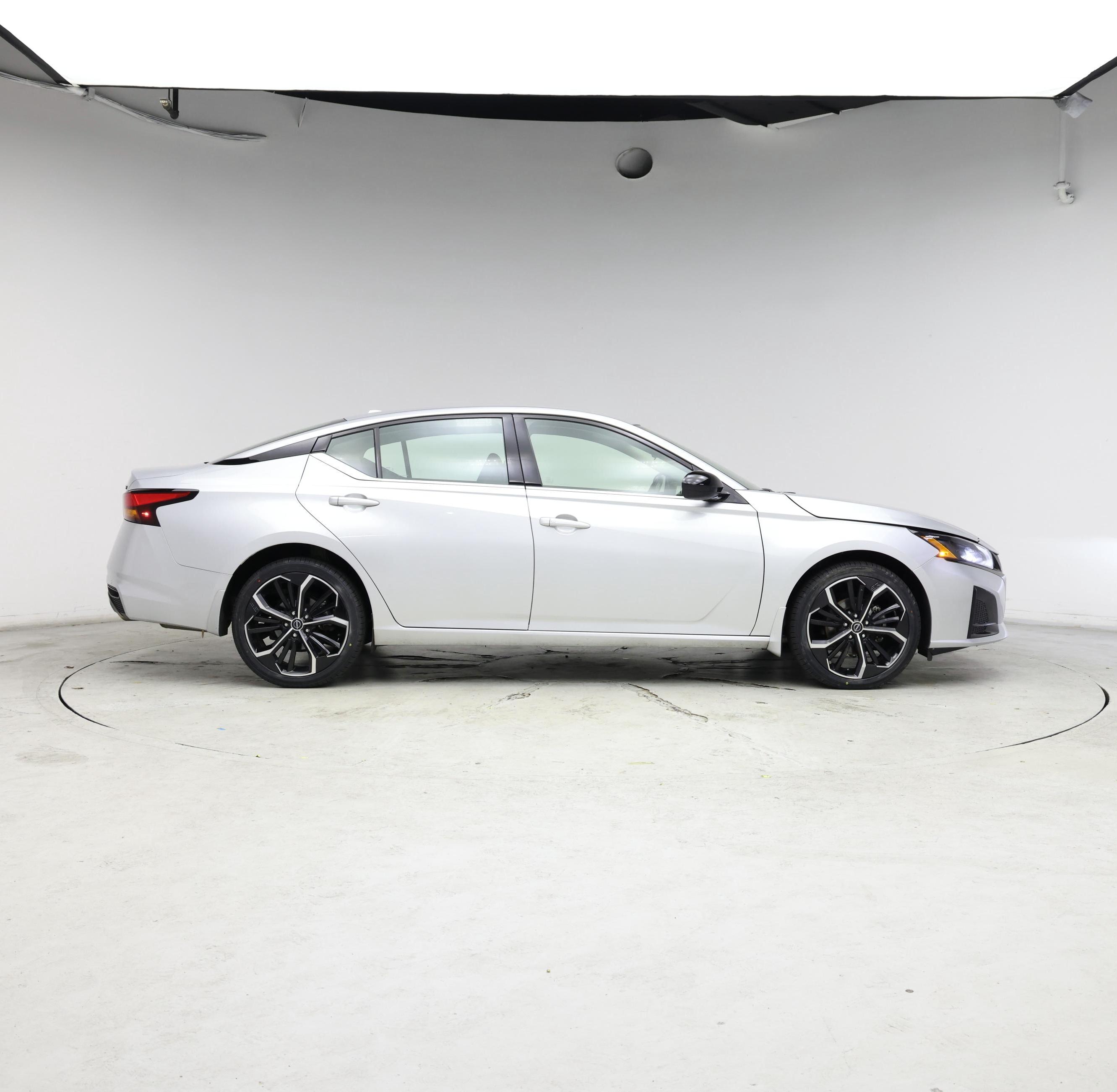 Thumbnail: 2023 Nissan Altima - 7