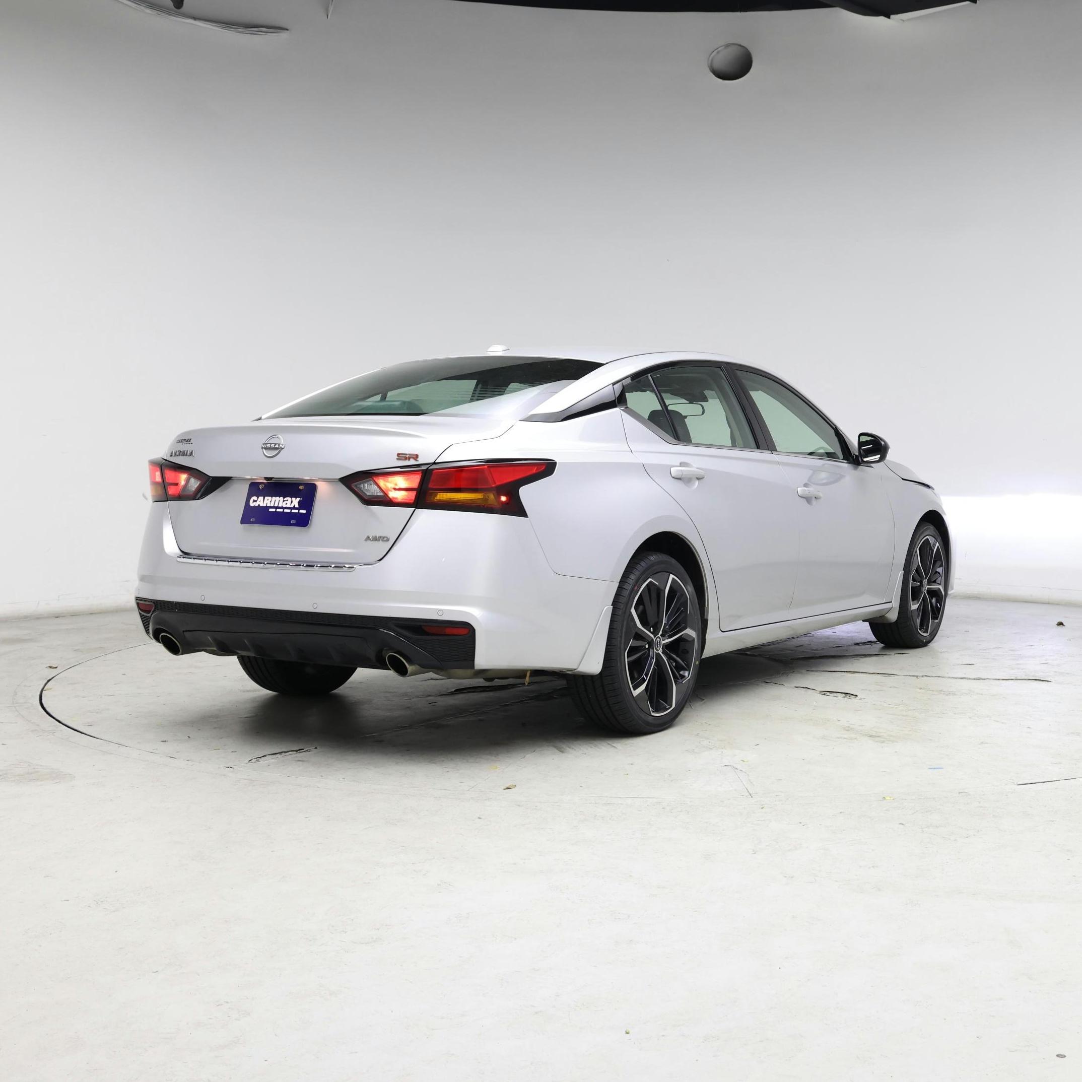 Thumbnail: 2023 Nissan Altima - 8