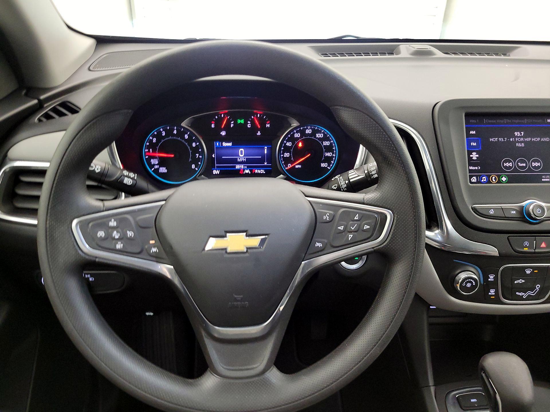 Thumbnail: 2023 Chevrolet Equinox - 10