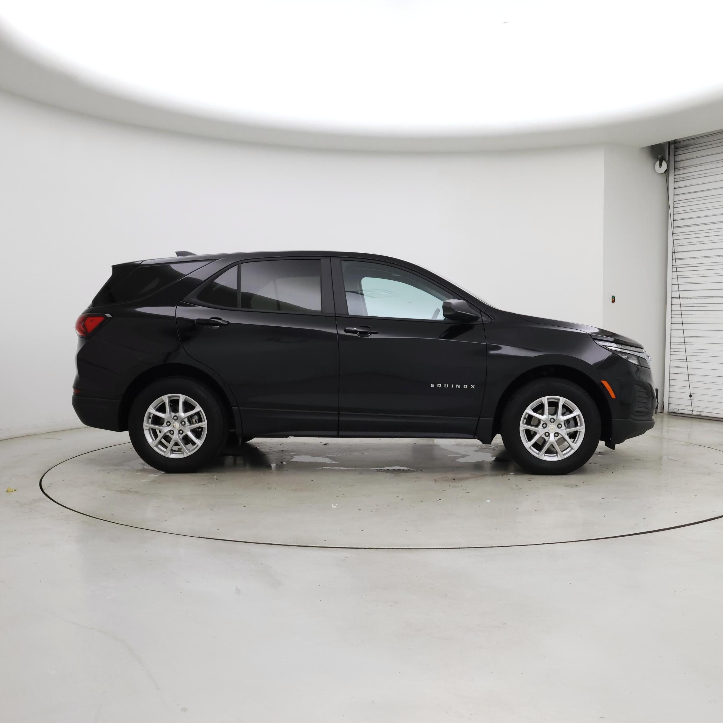 Thumbnail: 2023 Chevrolet Equinox - 7