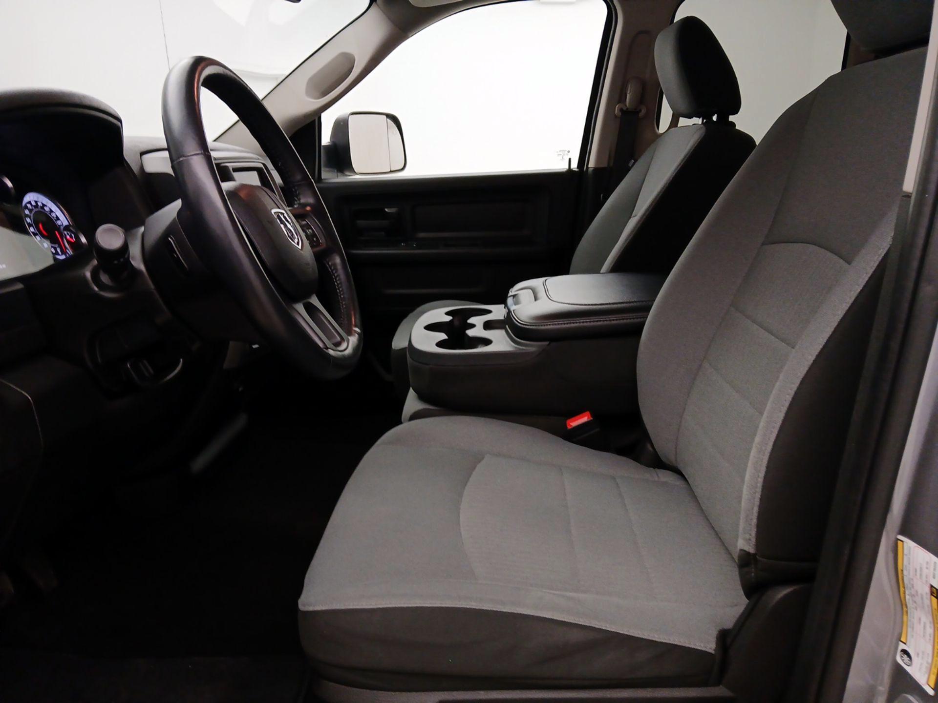 Thumbnail: 2022 RAM 1500 Classic - 11