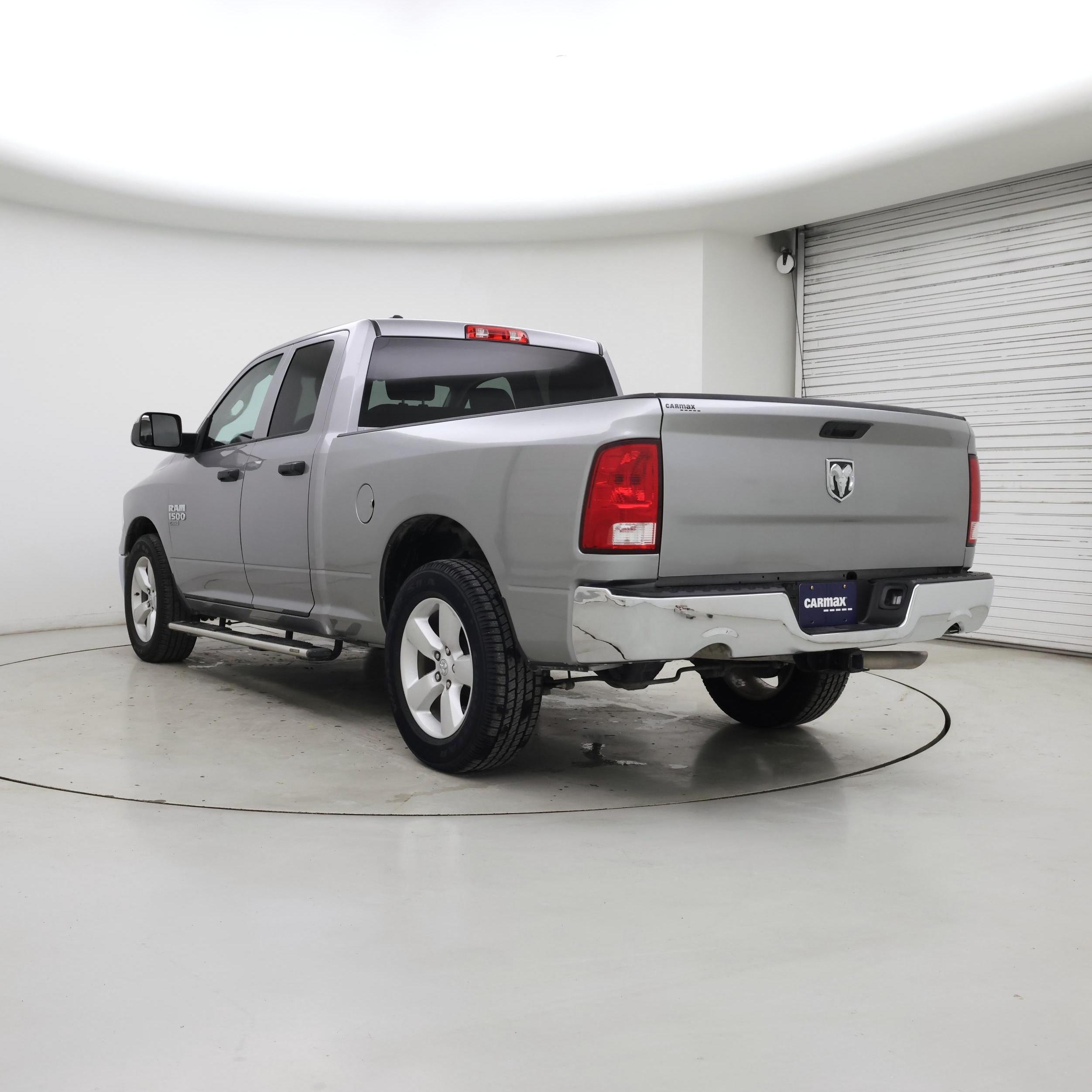 Thumbnail: 2022 RAM 1500 Classic - 2