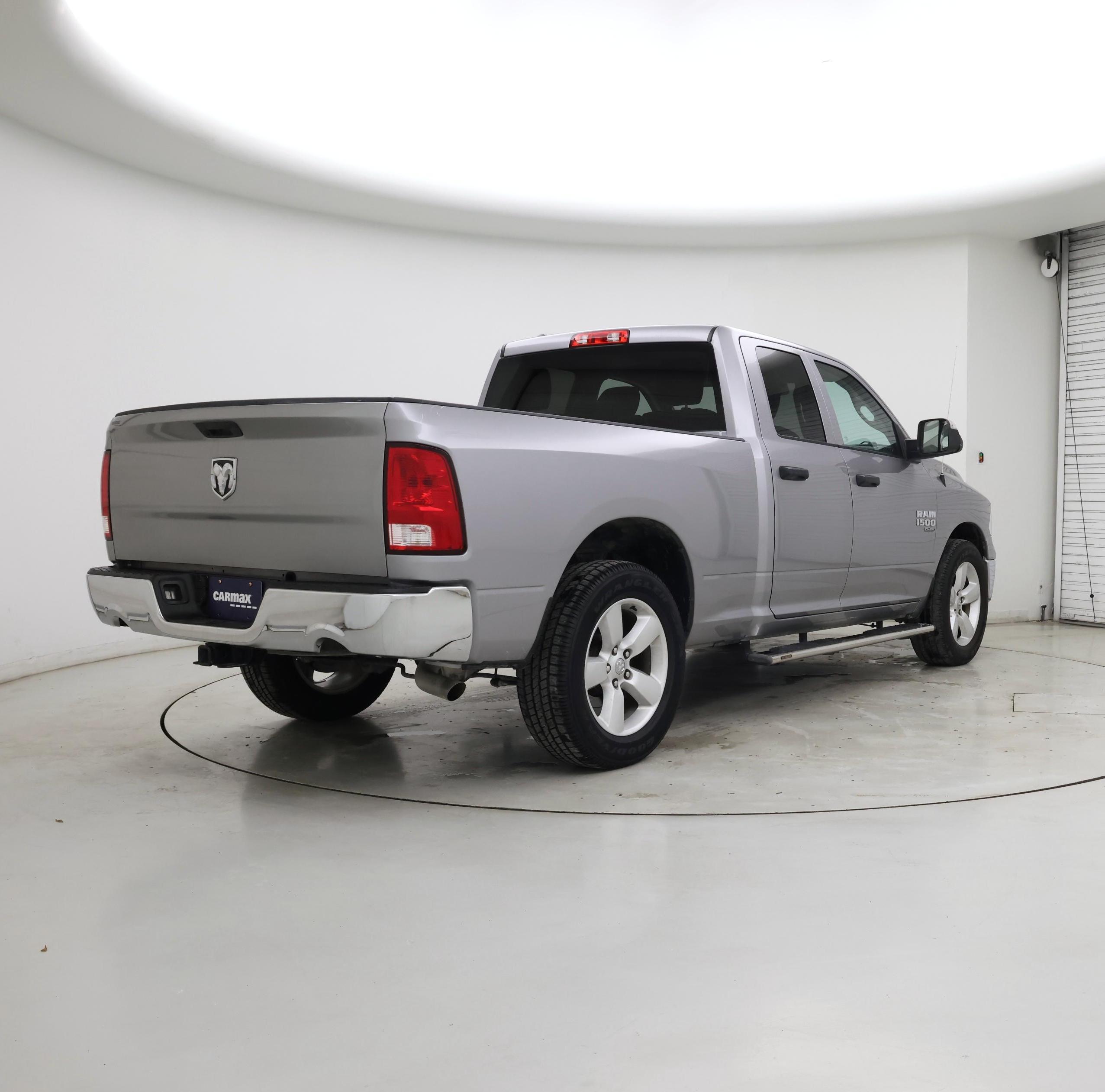 Thumbnail: 2022 RAM 1500 Classic - 8