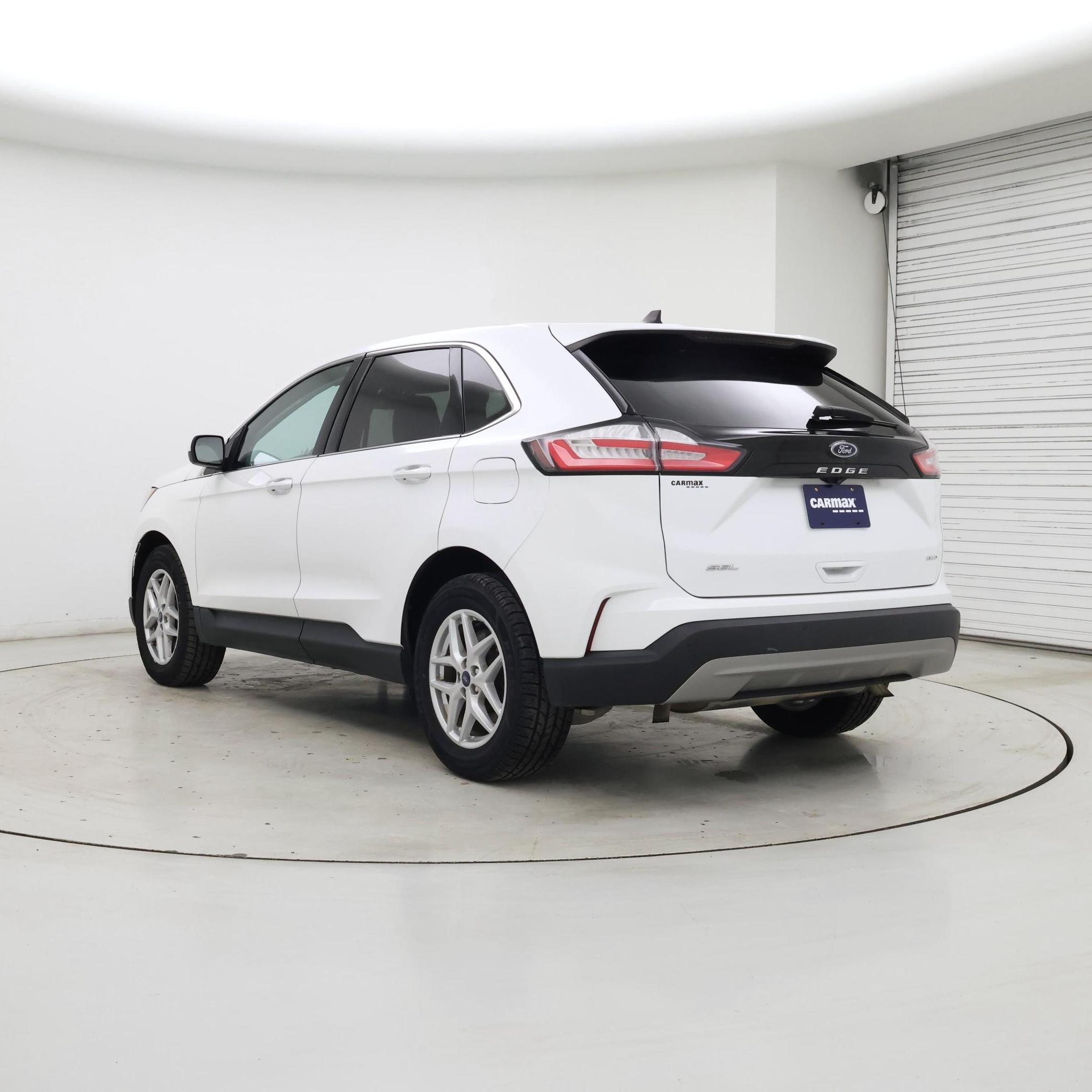 Thumbnail: 2022 Ford Edge - 2