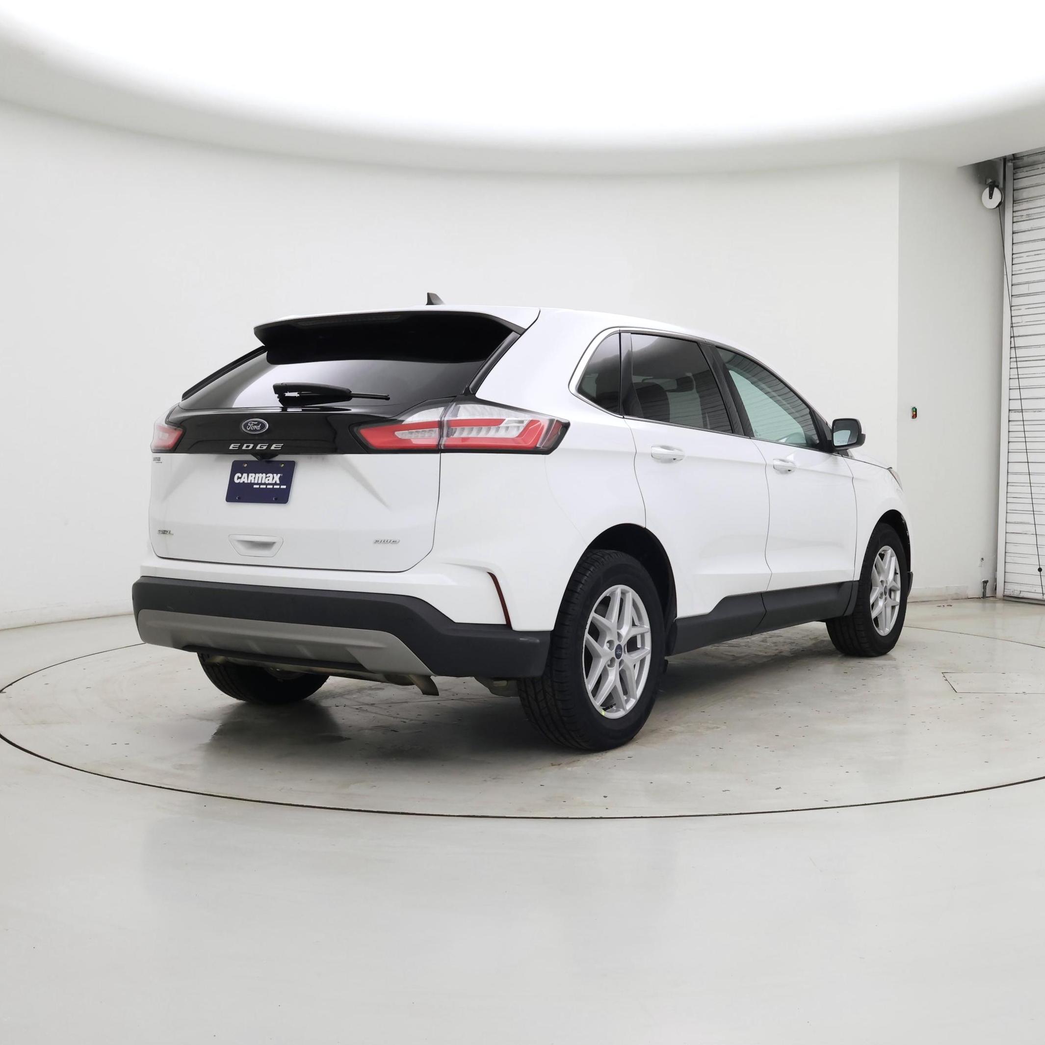 Thumbnail: 2022 Ford Edge - 8