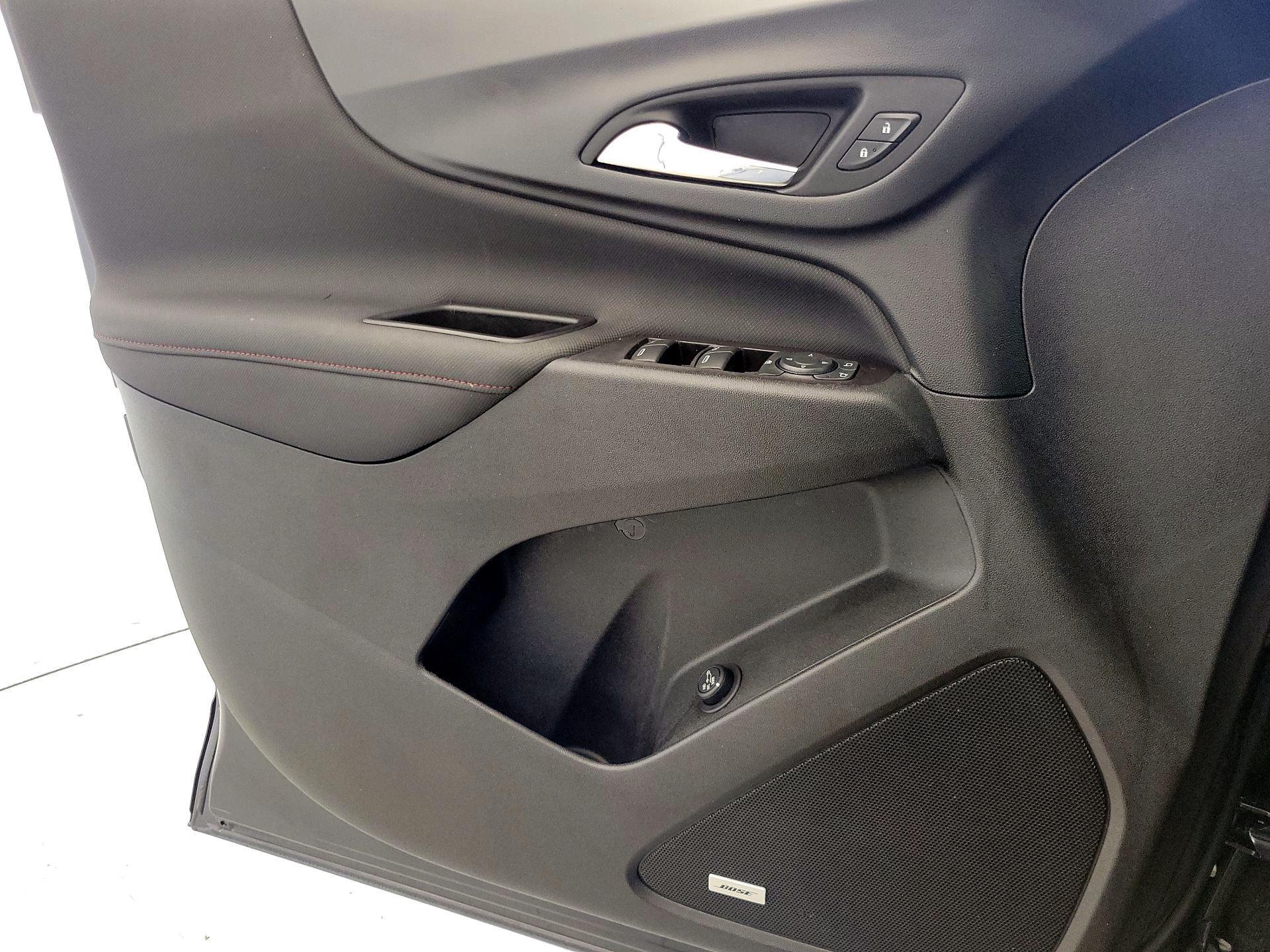 Thumbnail: 2022 Chevrolet Equinox - 12