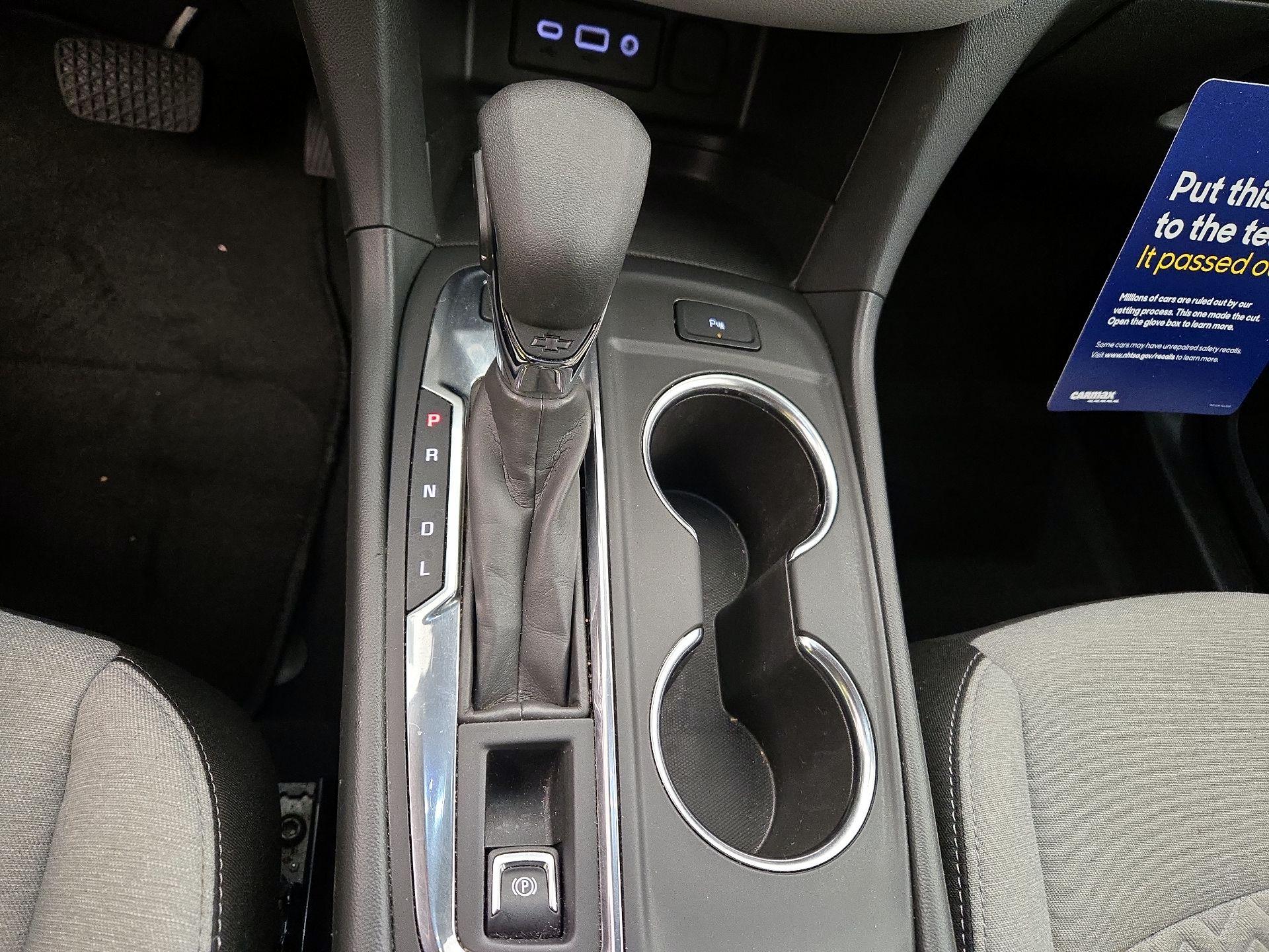 Thumbnail: 2022 Chevrolet Equinox - 17