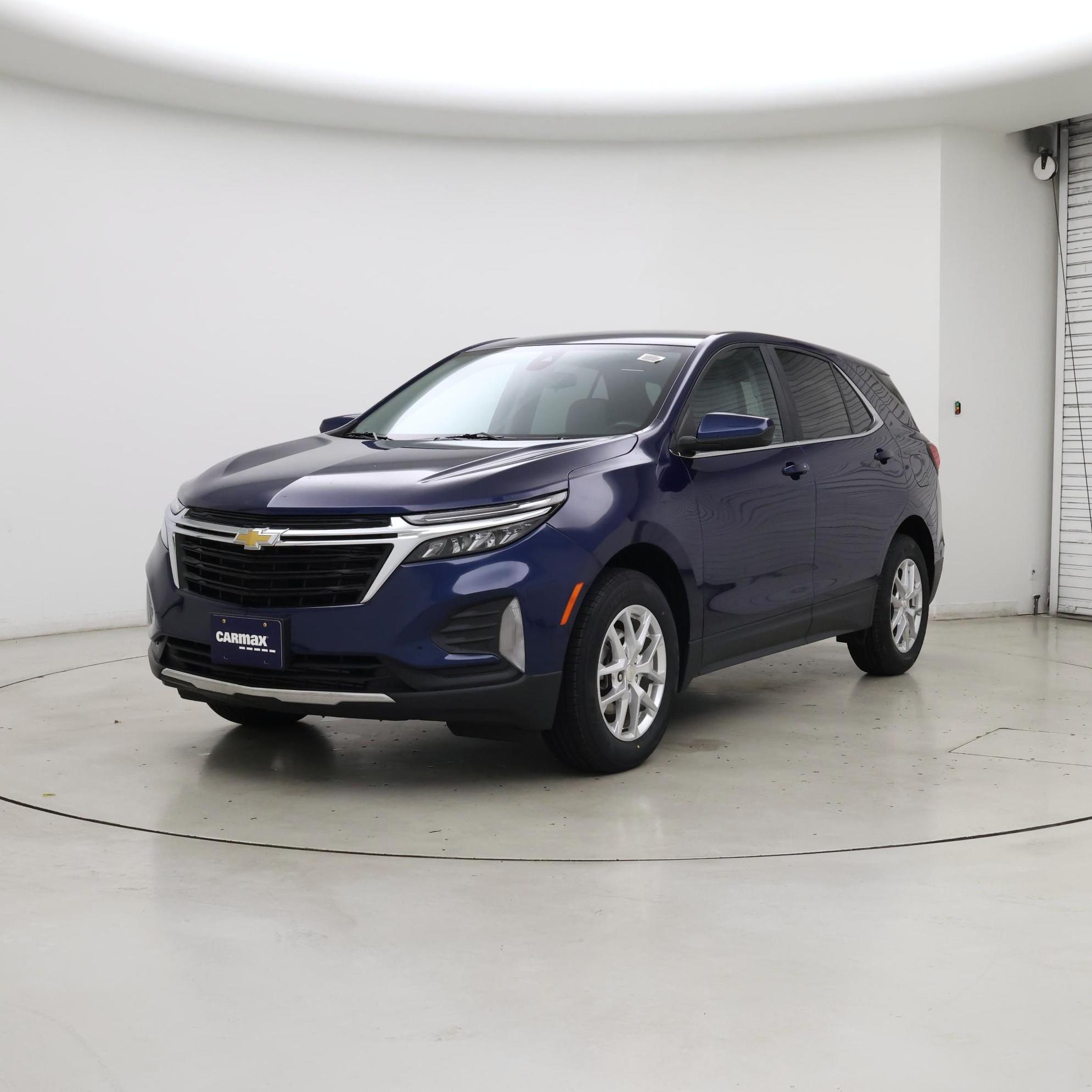 Thumbnail: 2022 Chevrolet Equinox - 4